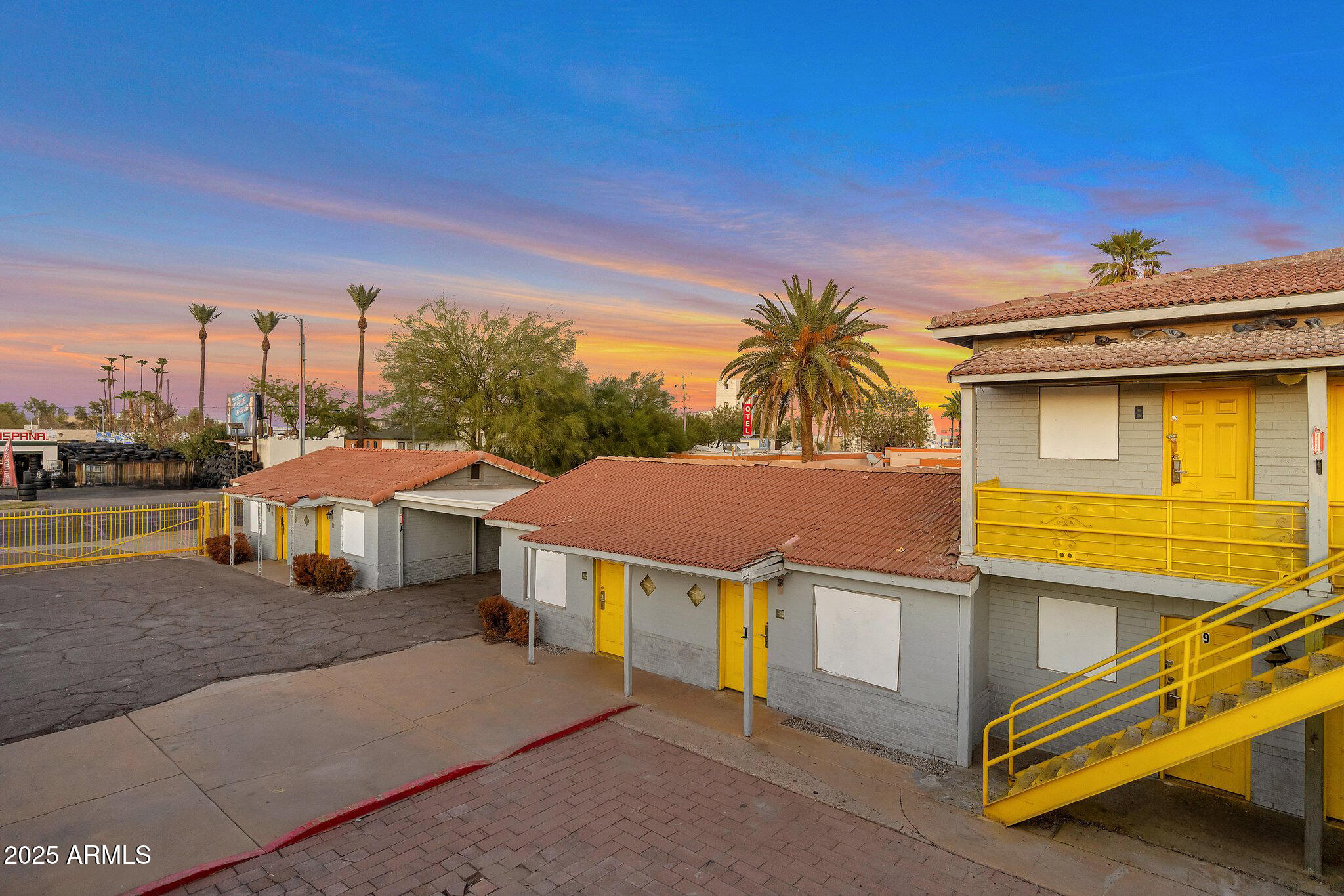 CAPITOL ADDITION - Residential Income