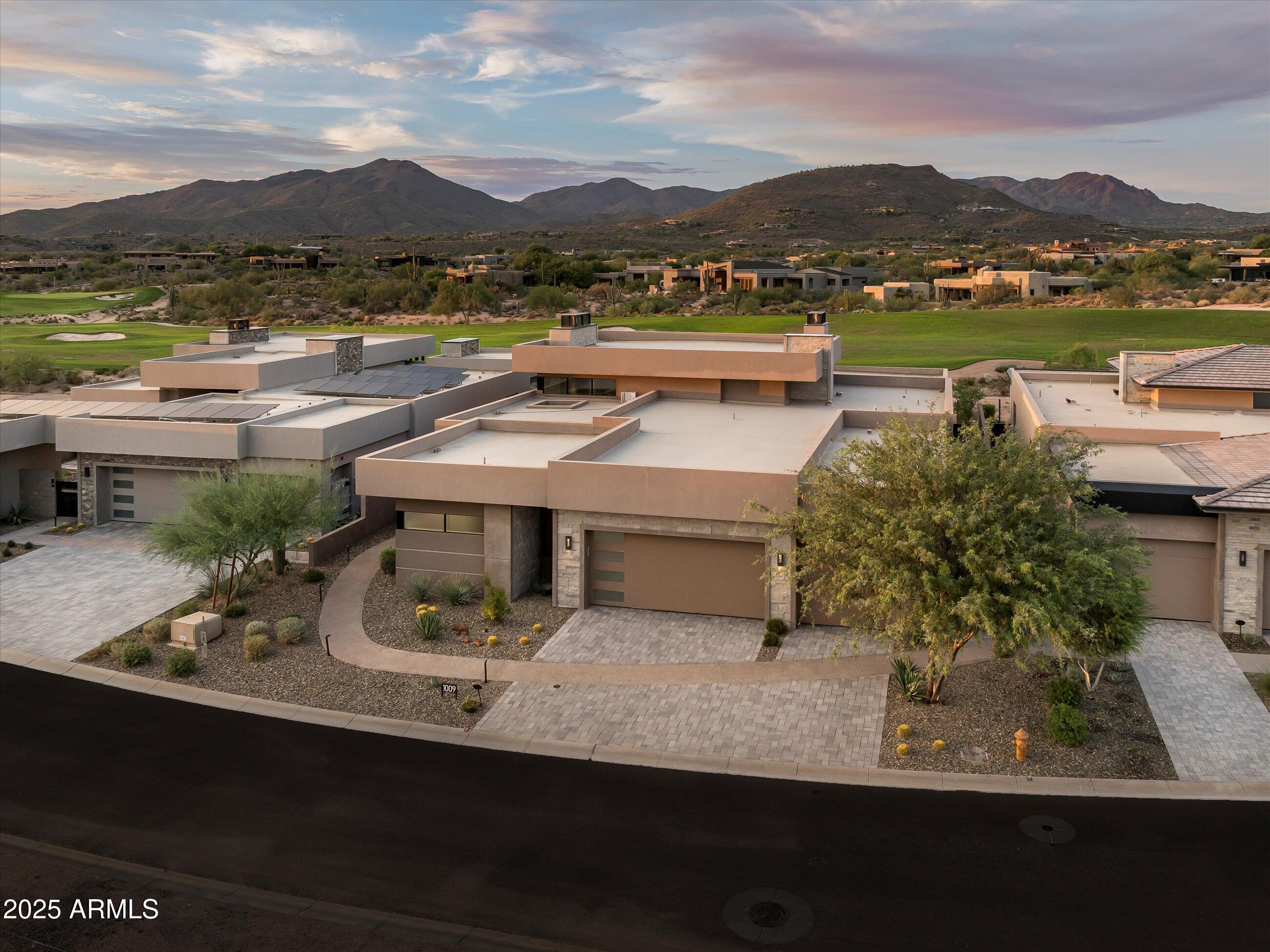 DESERT MOUNTAIN - Residential