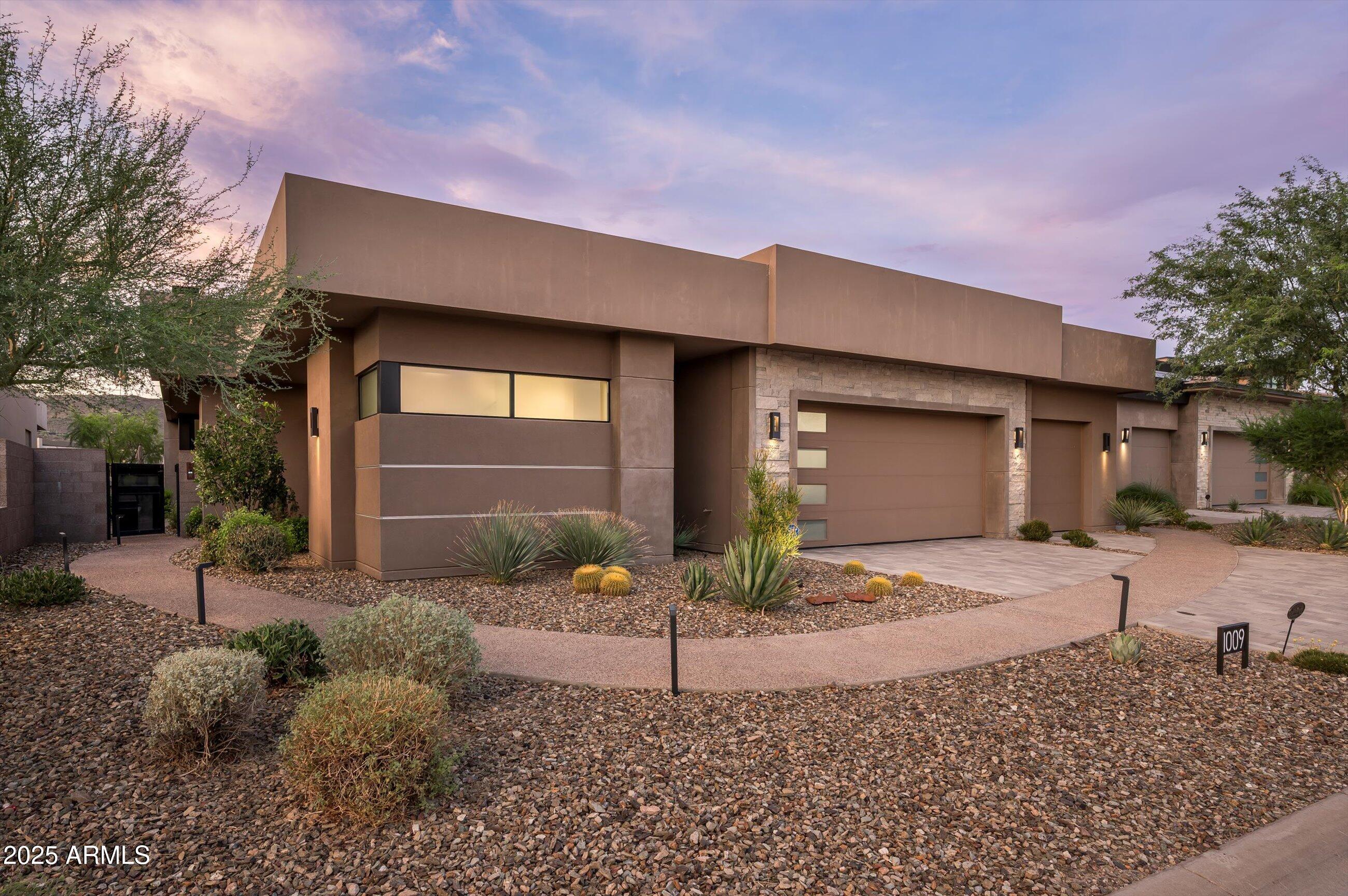 DESERT MOUNTAIN - Residential