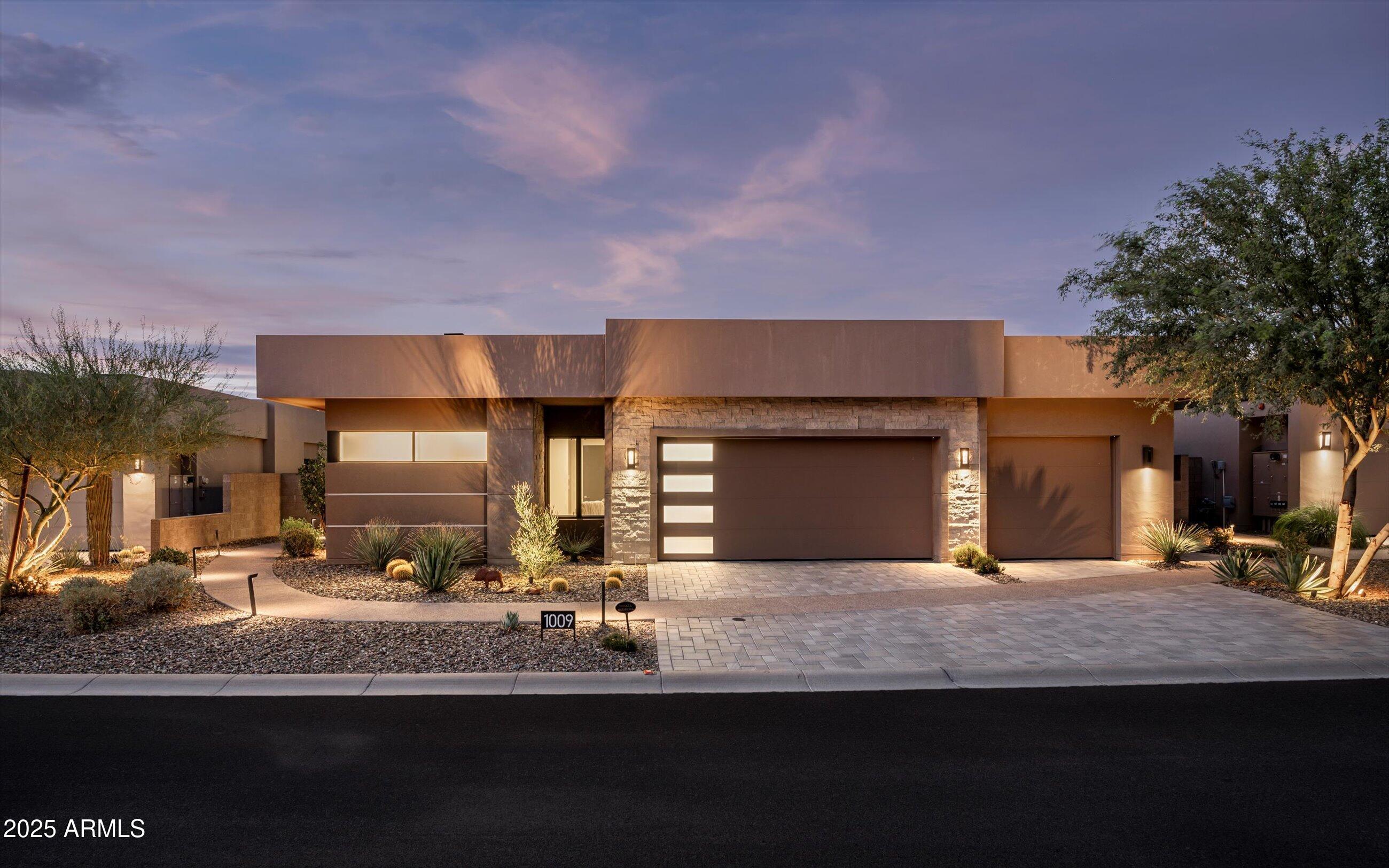 DESERT MOUNTAIN - Residential