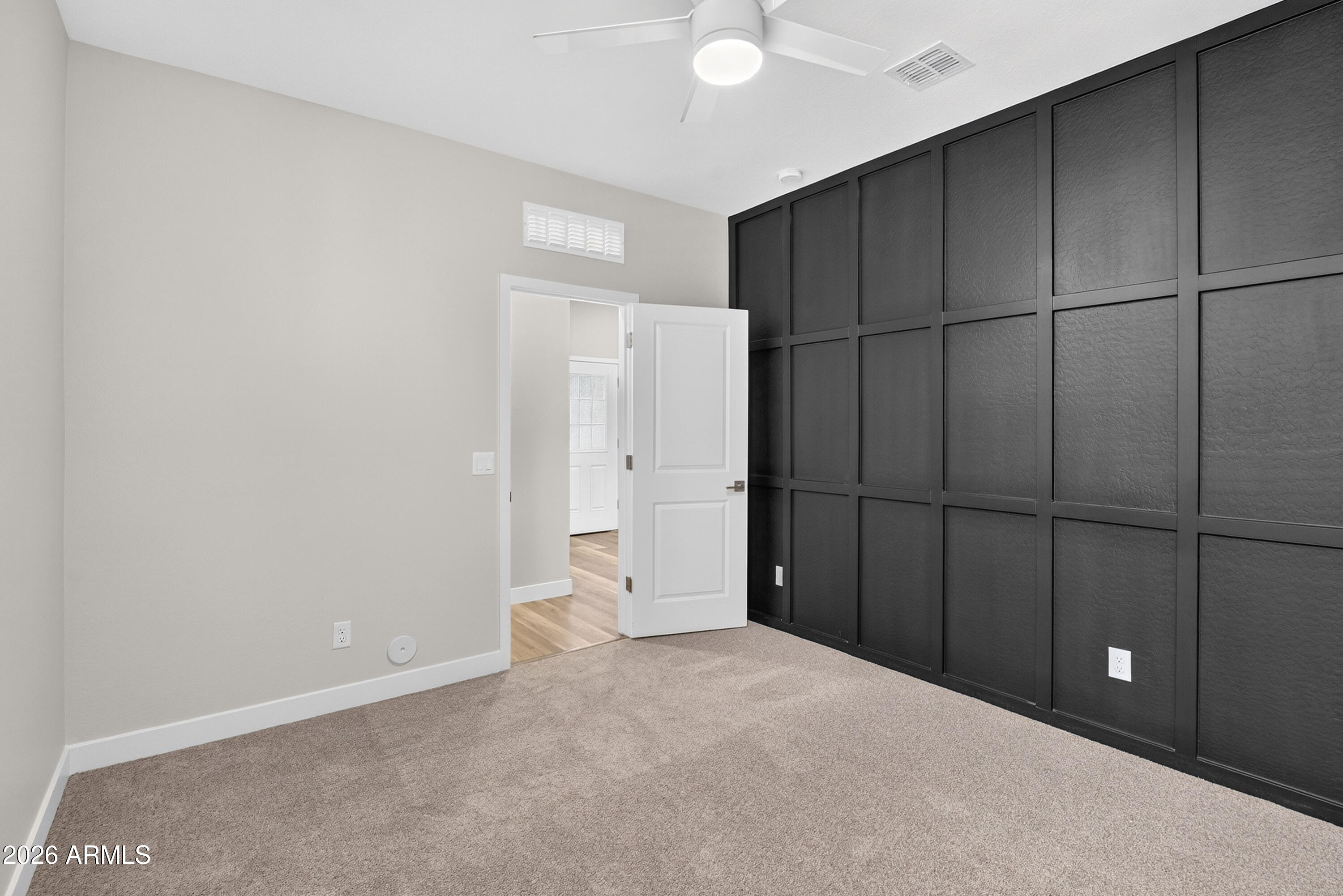 RE-PLAT OF PARCEL 19 AT HOMESTEAD NORTH - Residential