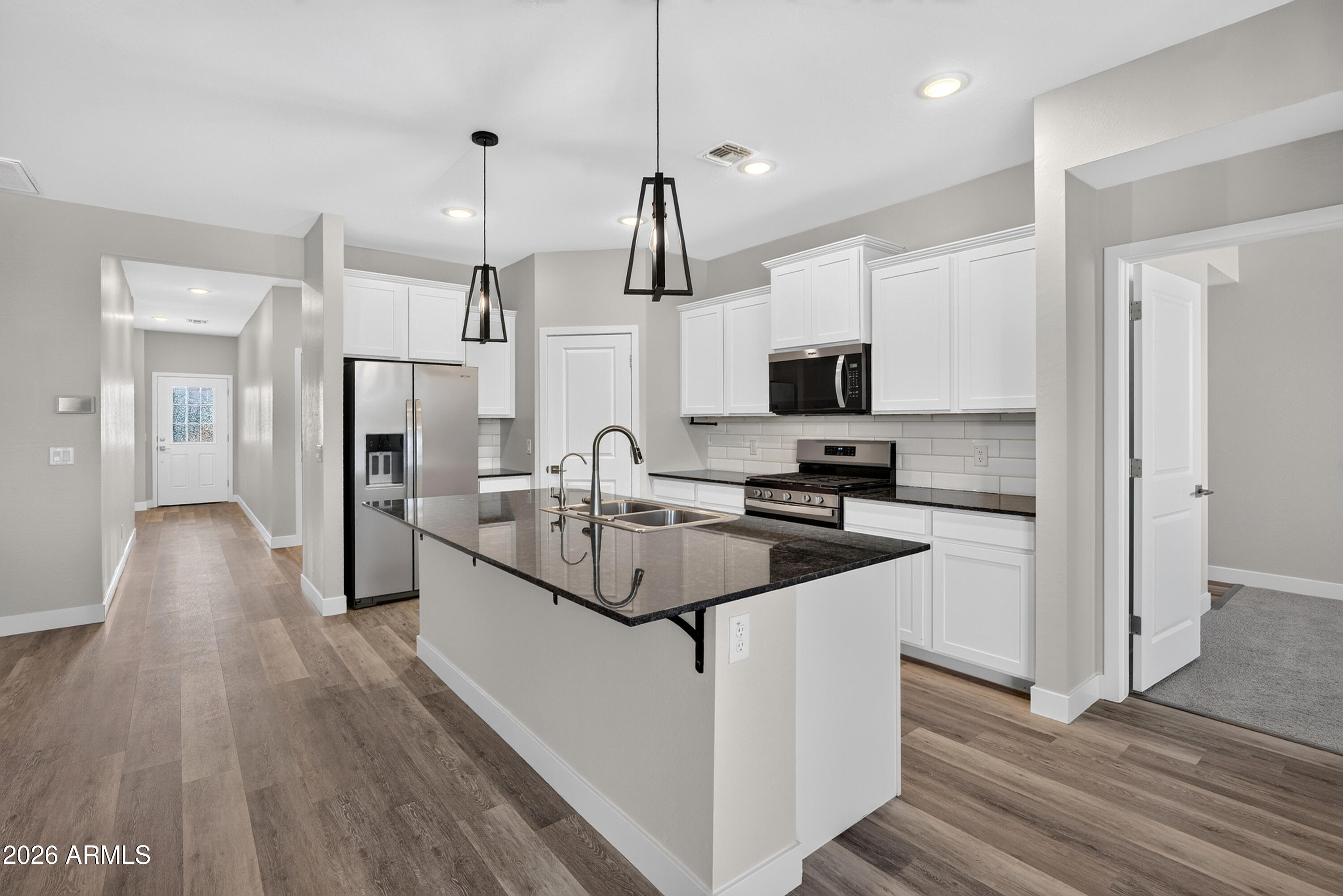 RE-PLAT OF PARCEL 19 AT HOMESTEAD NORTH - Residential