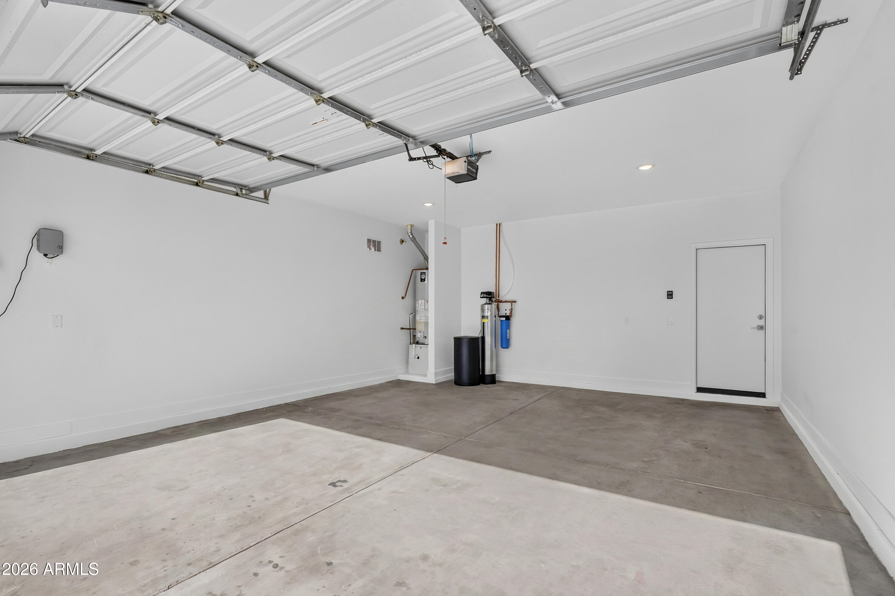 RE-PLAT OF PARCEL 19 AT HOMESTEAD NORTH - Residential