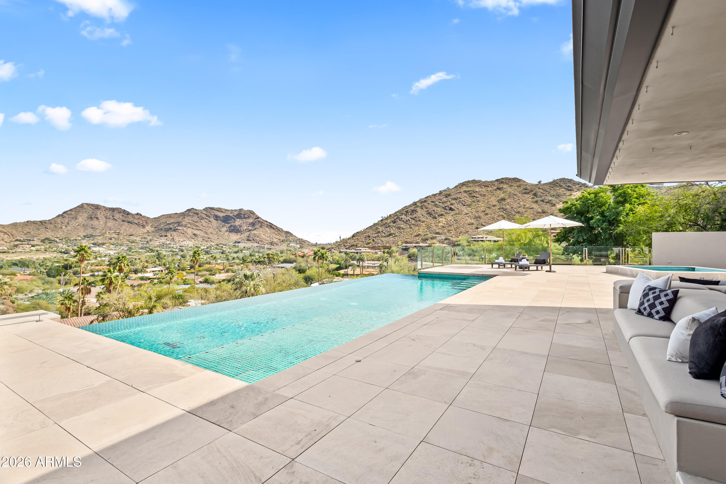 TATUM CANYON - Residential