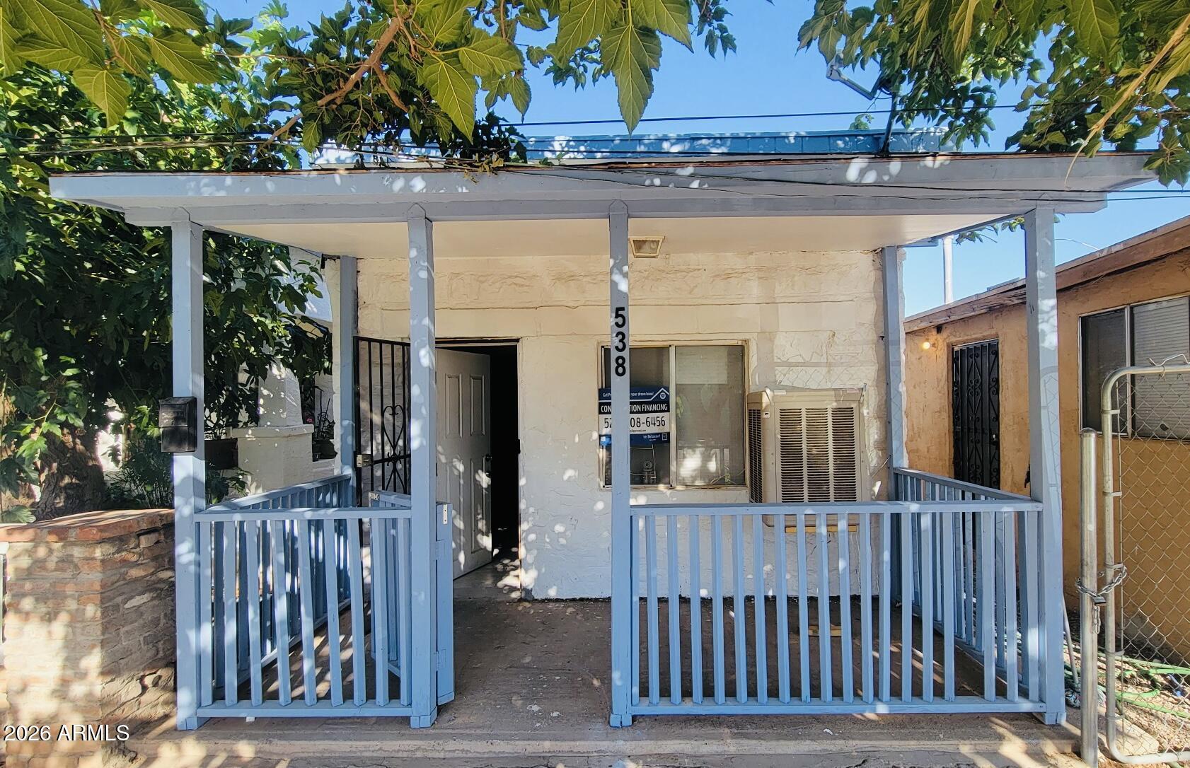 DOUGLAS - Residential