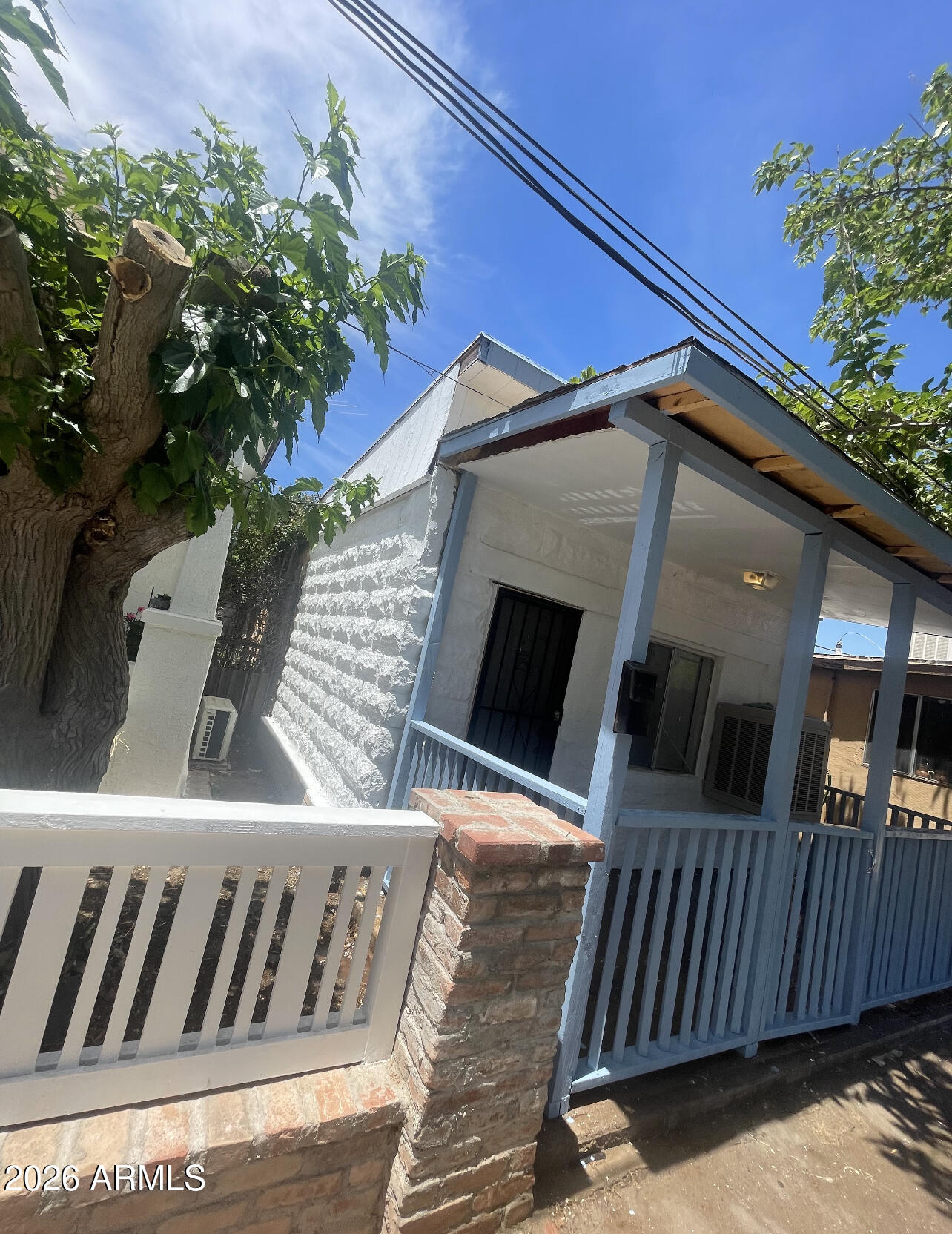 DOUGLAS - Residential