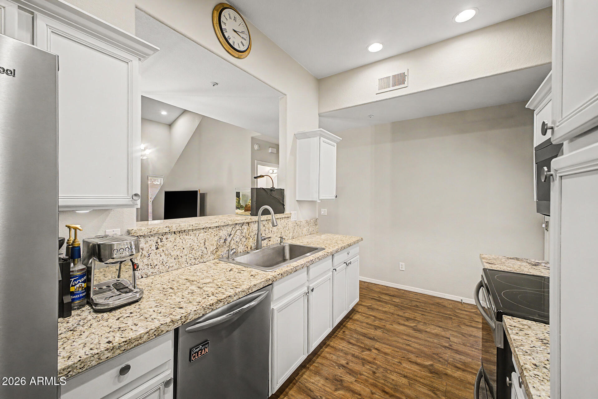 PEORIA ESTATES CONDOMINIUM - Residential