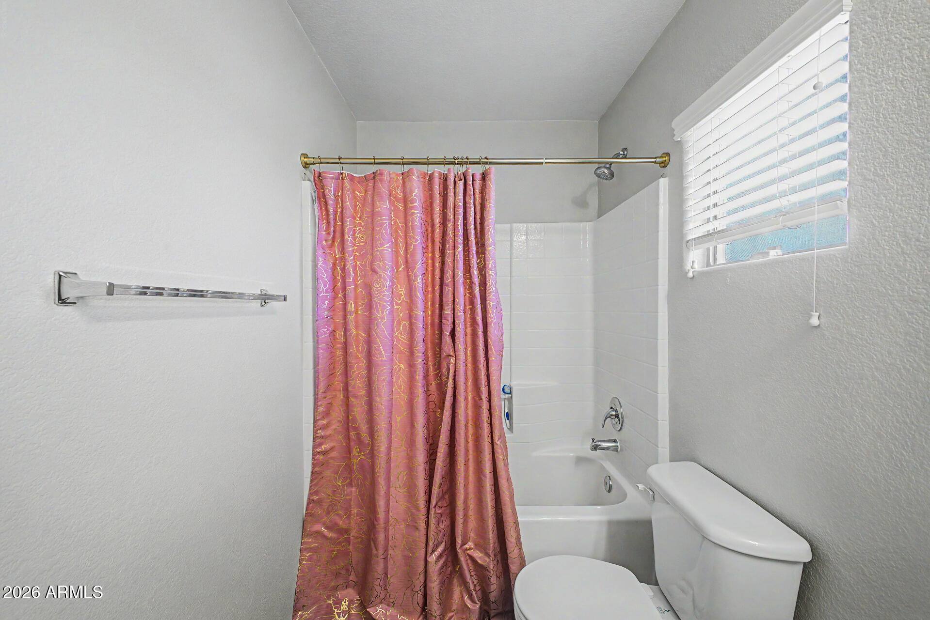 PEORIA ESTATES CONDOMINIUM - Residential