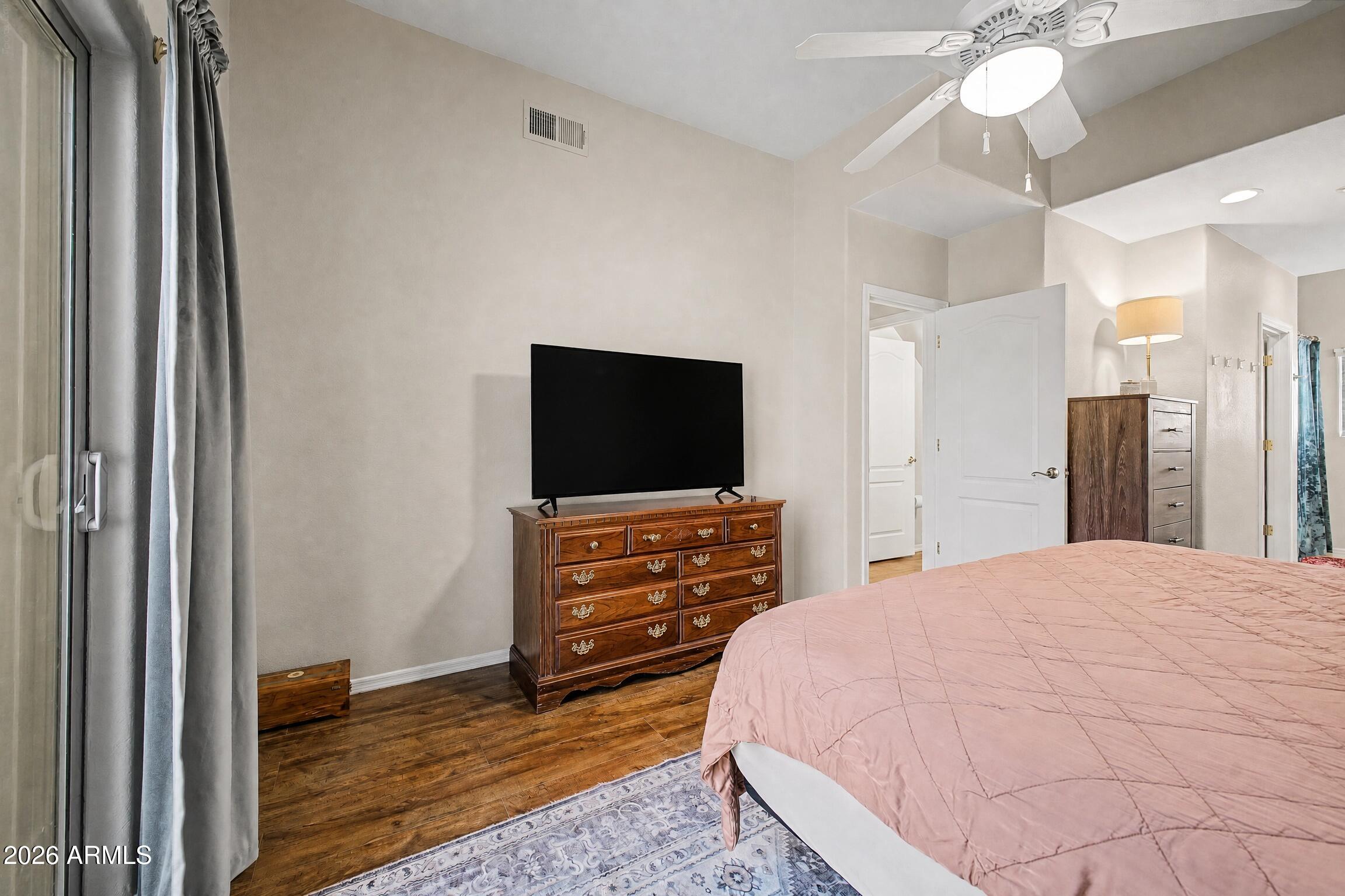PEORIA ESTATES CONDOMINIUM - Residential