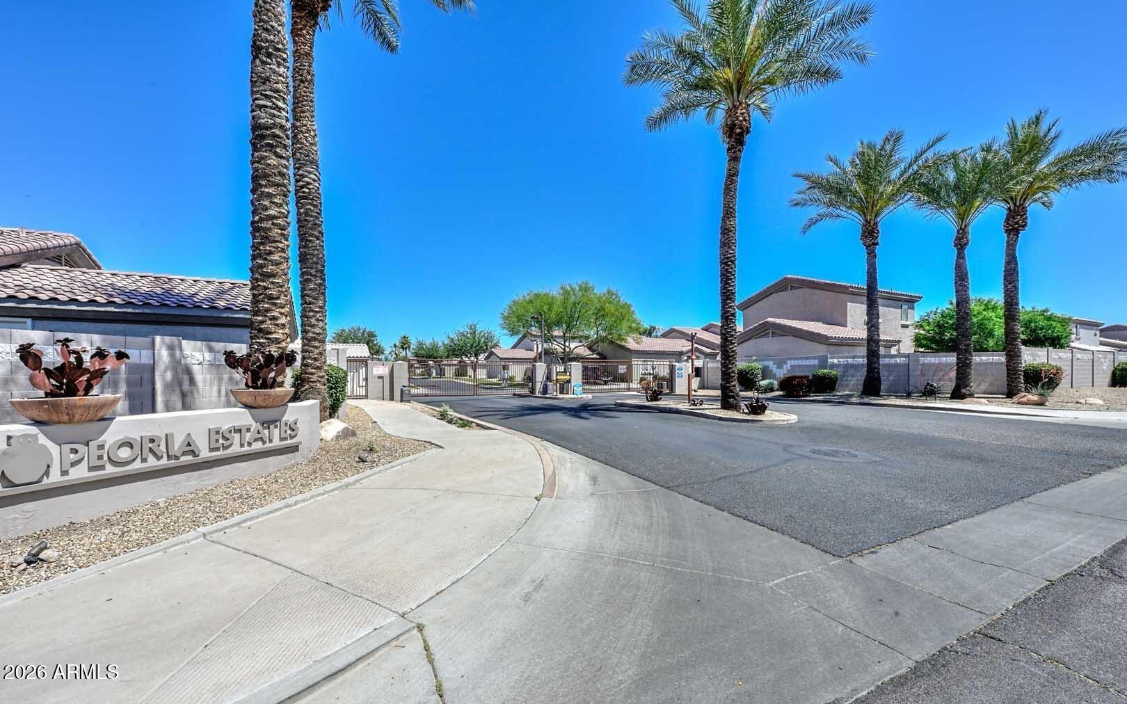 PEORIA ESTATES CONDOMINIUM - Residential