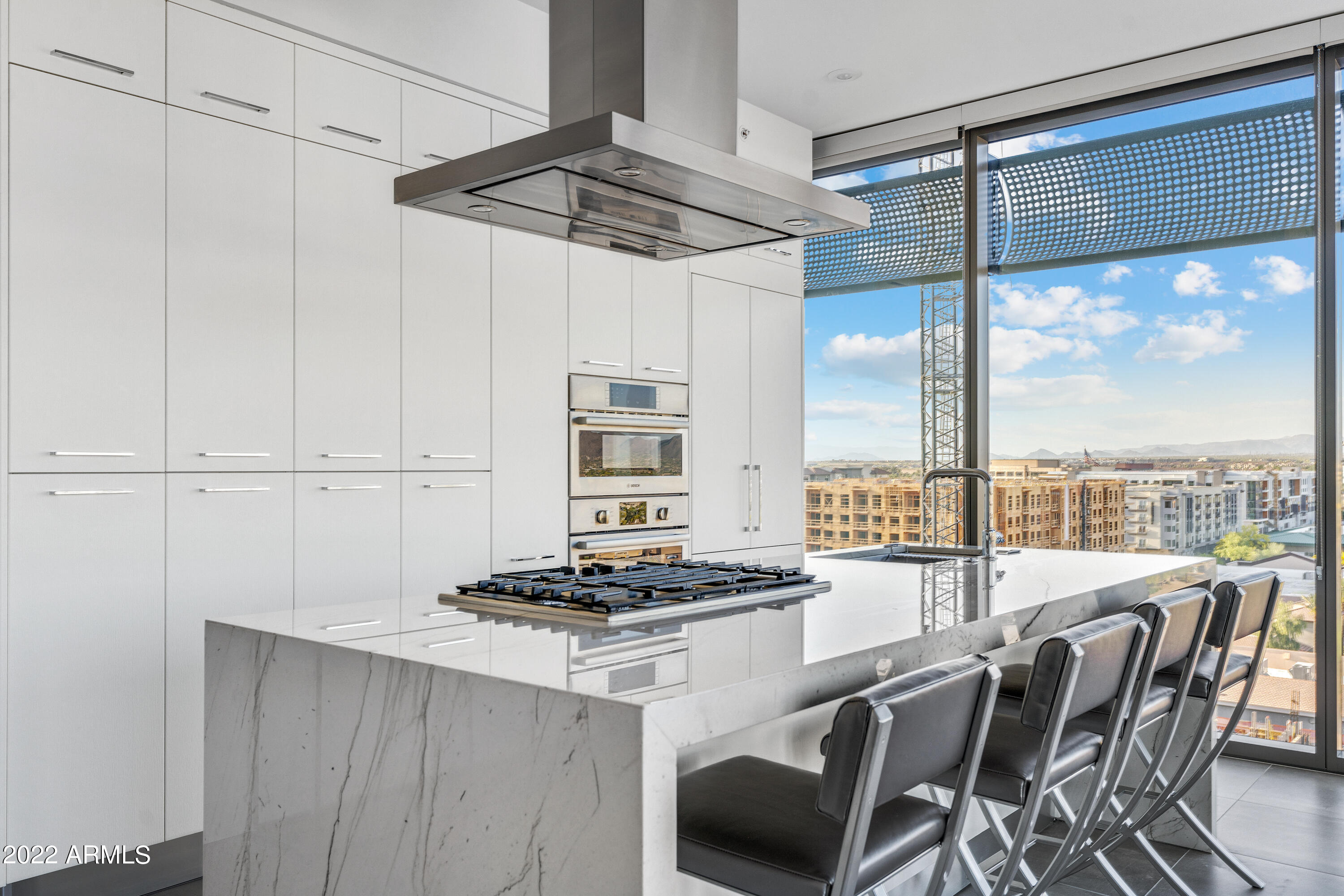 OPTIMA KIERLAND CENTER 7180 CONDOMINIUM 1ST AMD AN - Residential