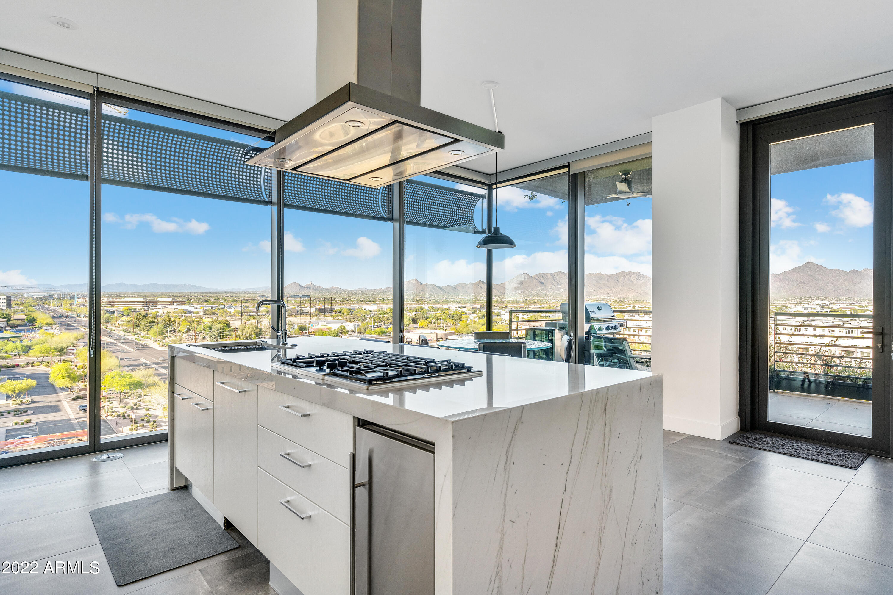 OPTIMA KIERLAND CENTER 7180 CONDOMINIUM 1ST AMD AN - Residential