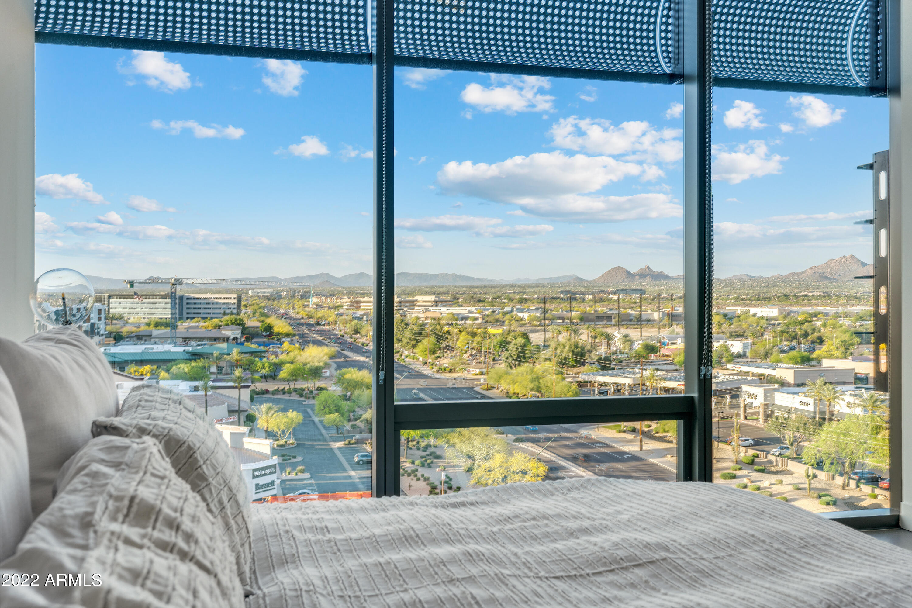 OPTIMA KIERLAND CENTER 7180 CONDOMINIUM 1ST AMD AN - Residential