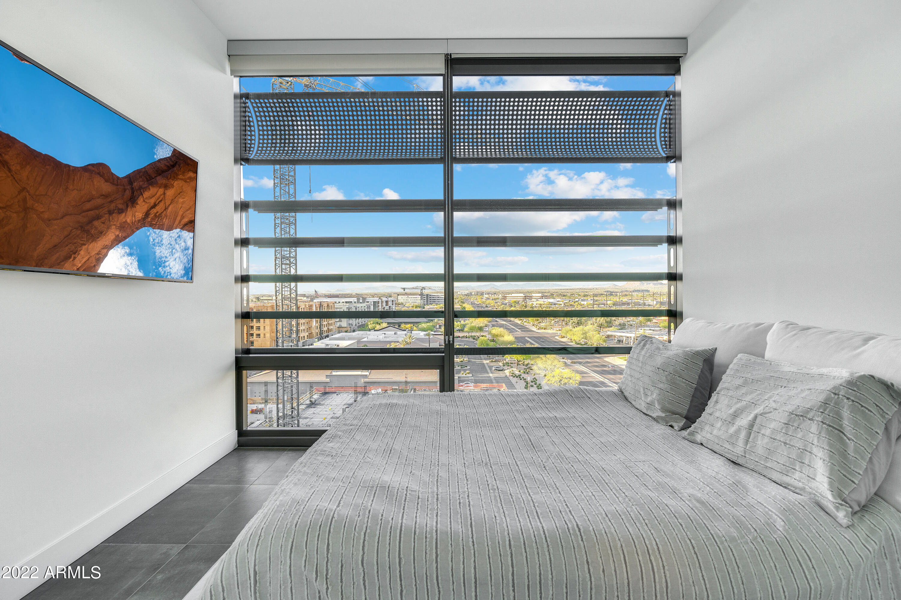 OPTIMA KIERLAND CENTER 7180 CONDOMINIUM 1ST AMD AN - Residential