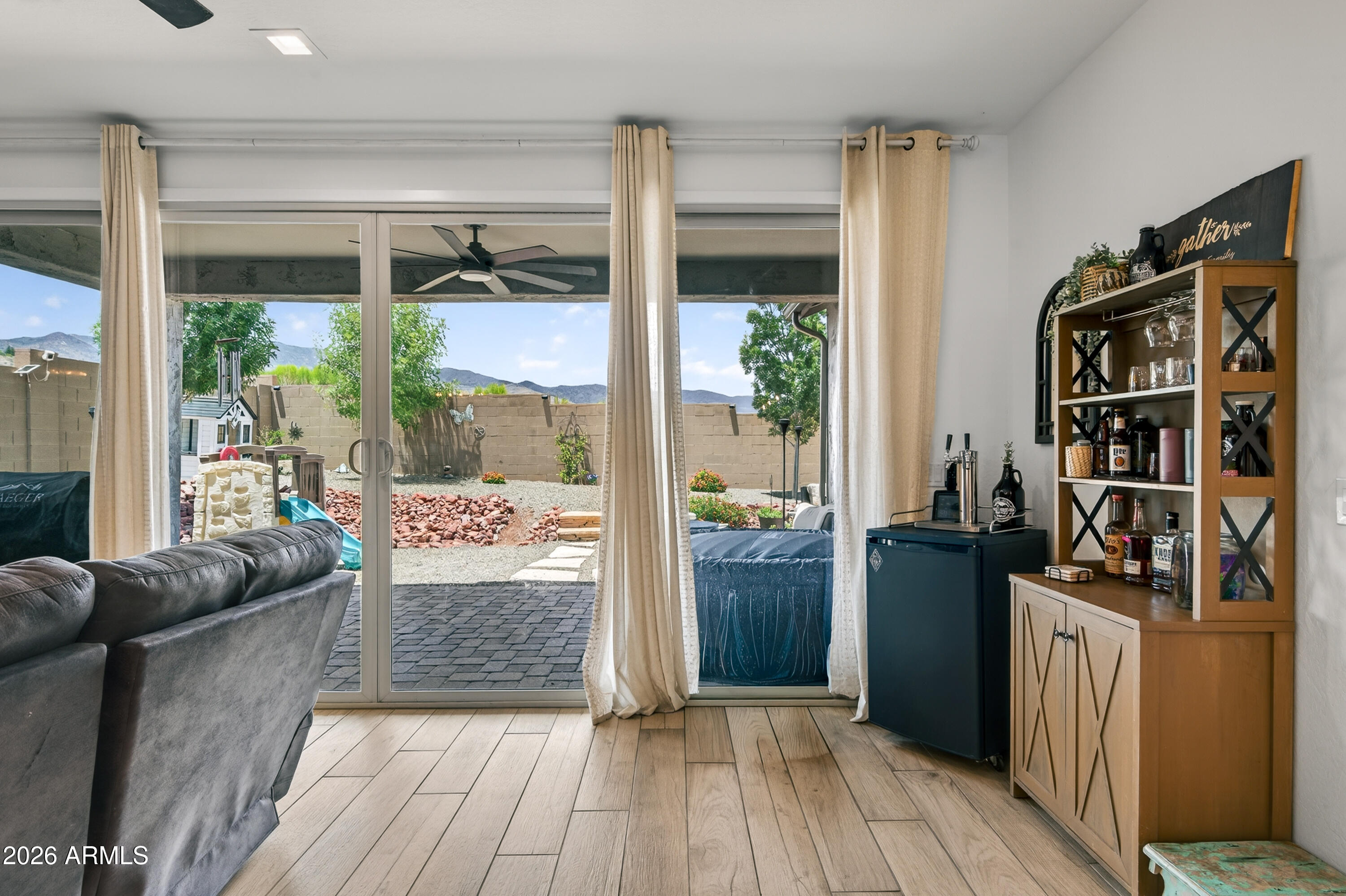 Mountain Gate - Residential