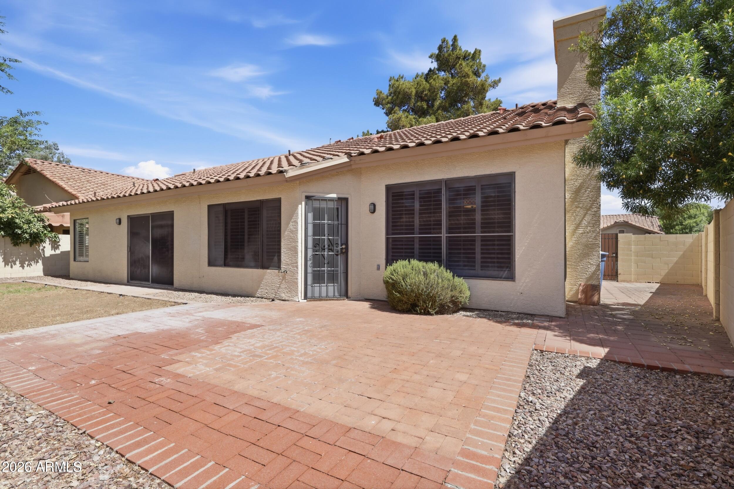 WARNER RANCH LANDING 2 - Residential Lease