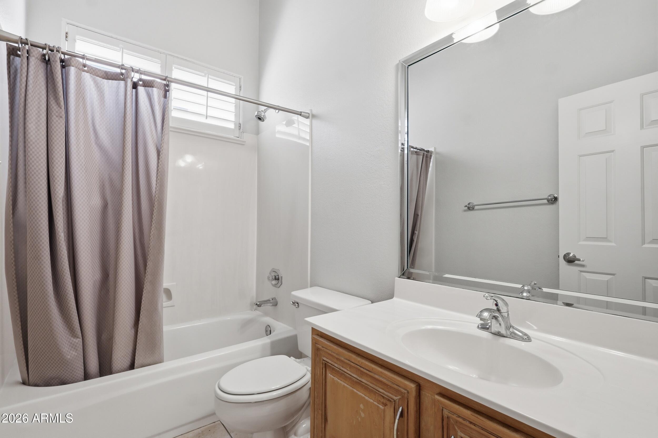 WARNER RANCH LANDING 2 - Residential Lease