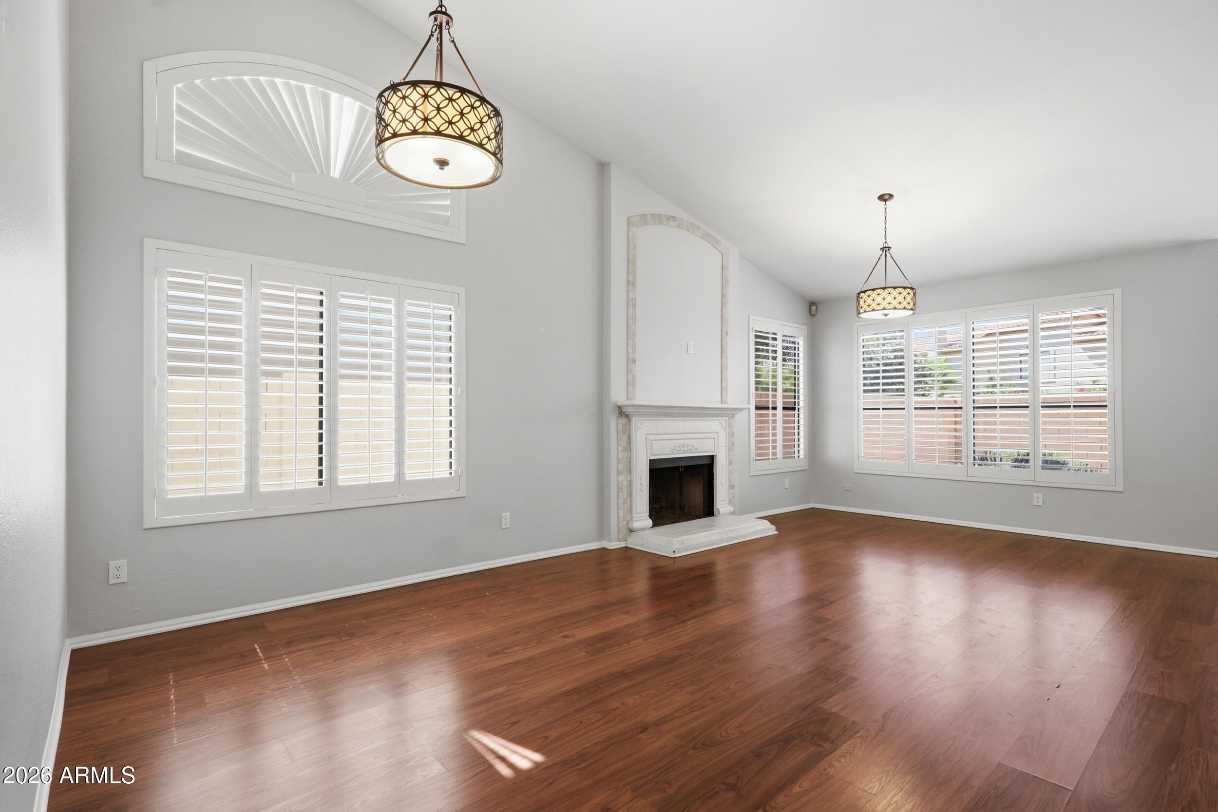 WARNER RANCH LANDING 2 - Residential Lease