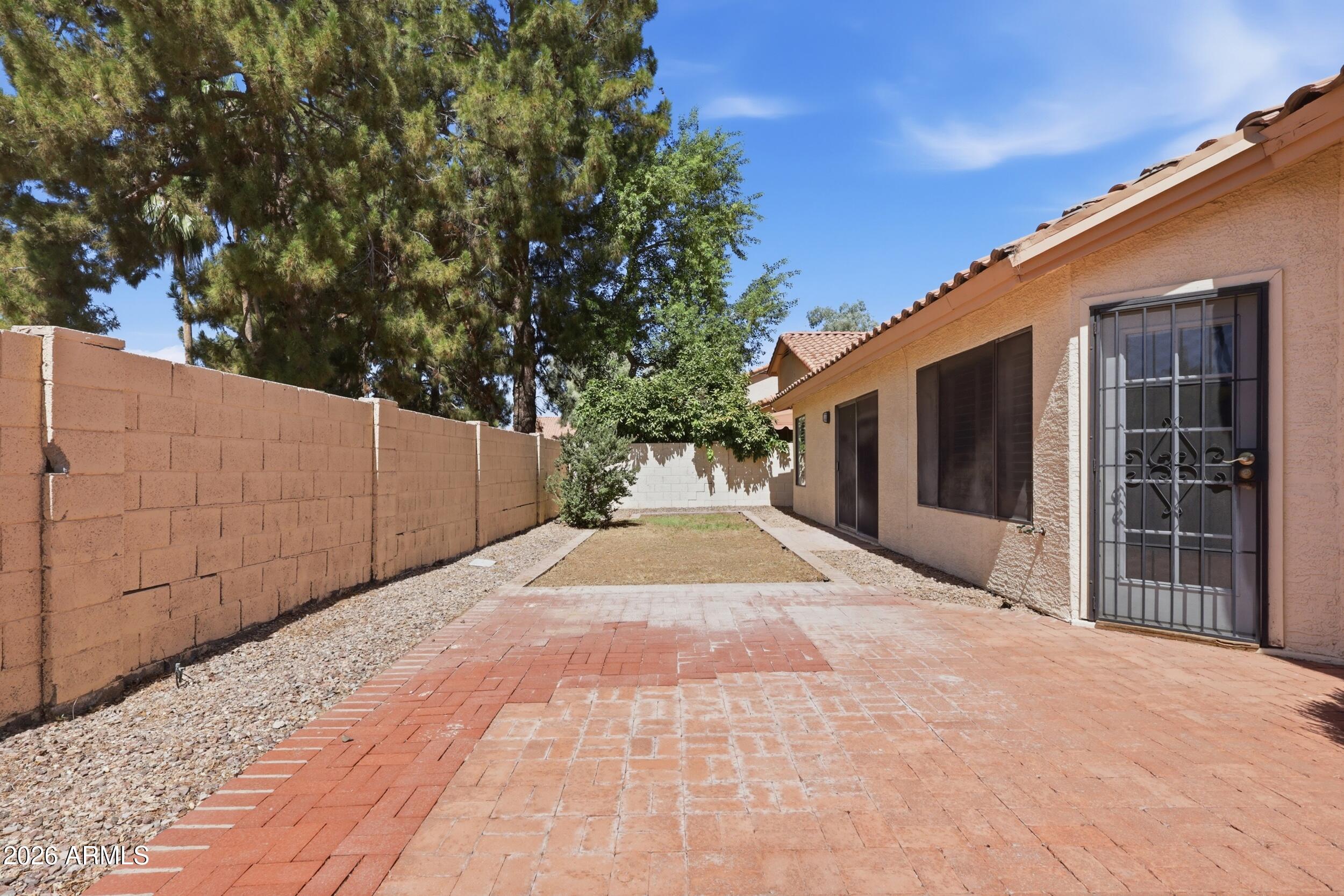 WARNER RANCH LANDING 2 - Residential Lease