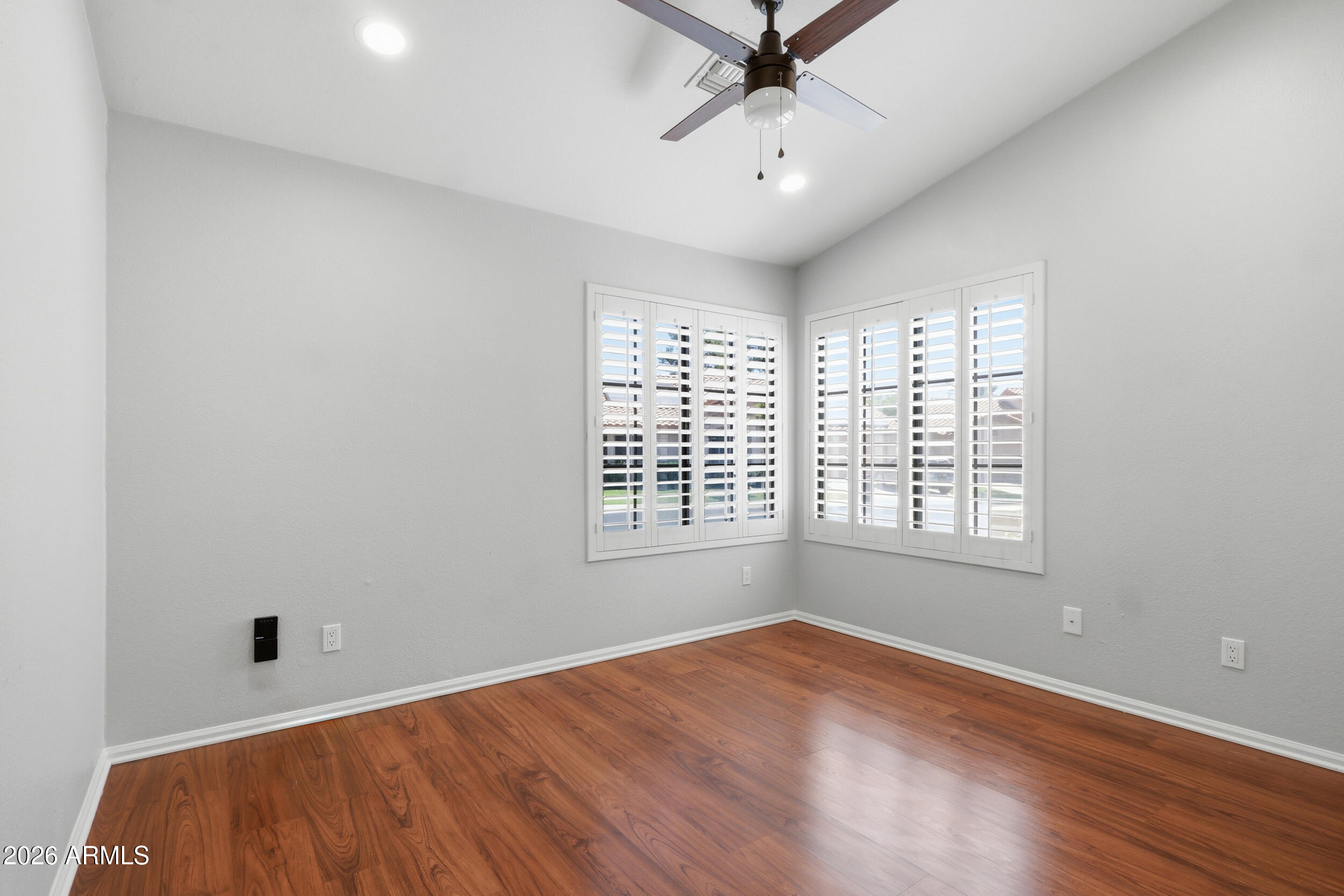 WARNER RANCH LANDING 2 - Residential Lease