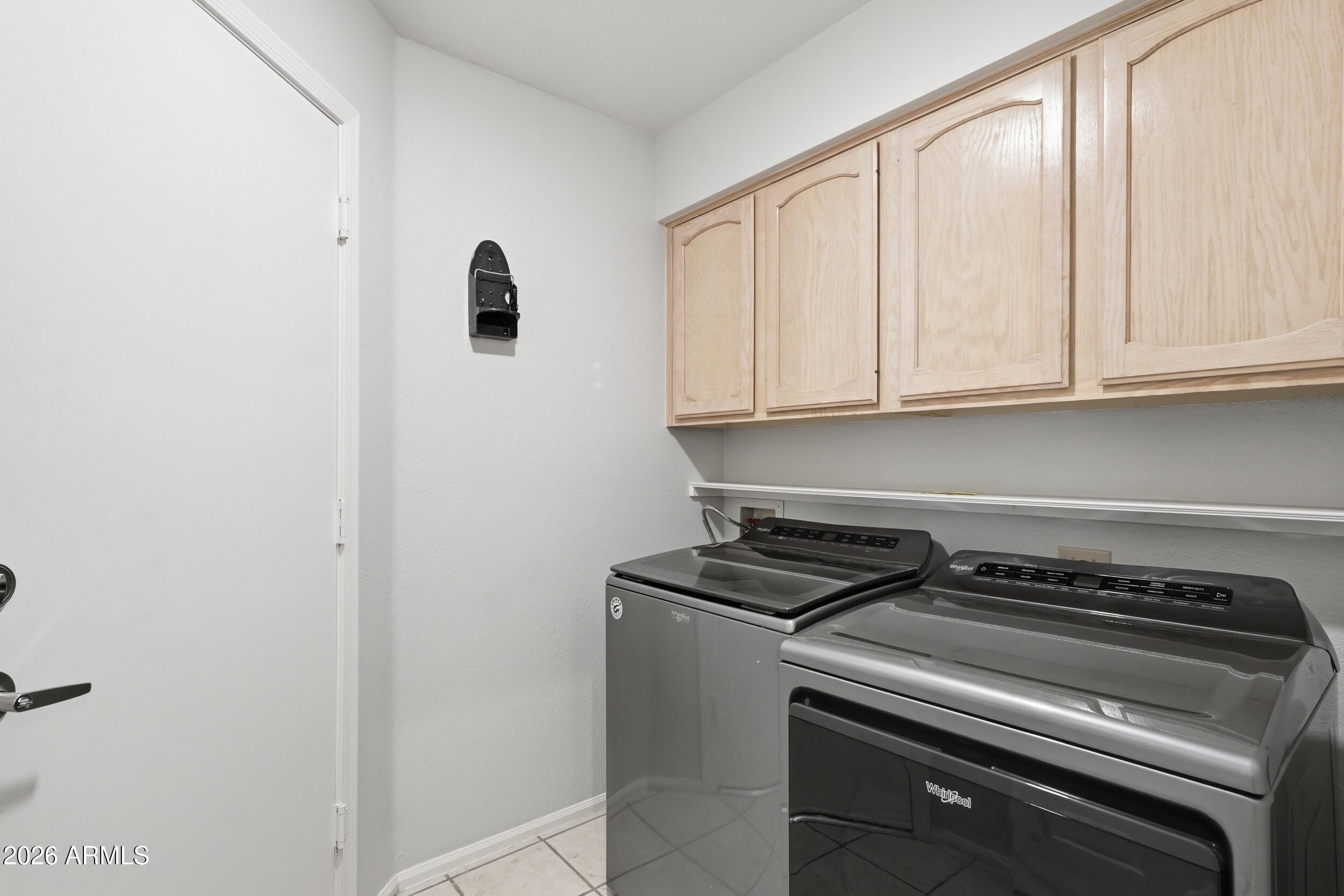 WARNER RANCH LANDING 2 - Residential Lease