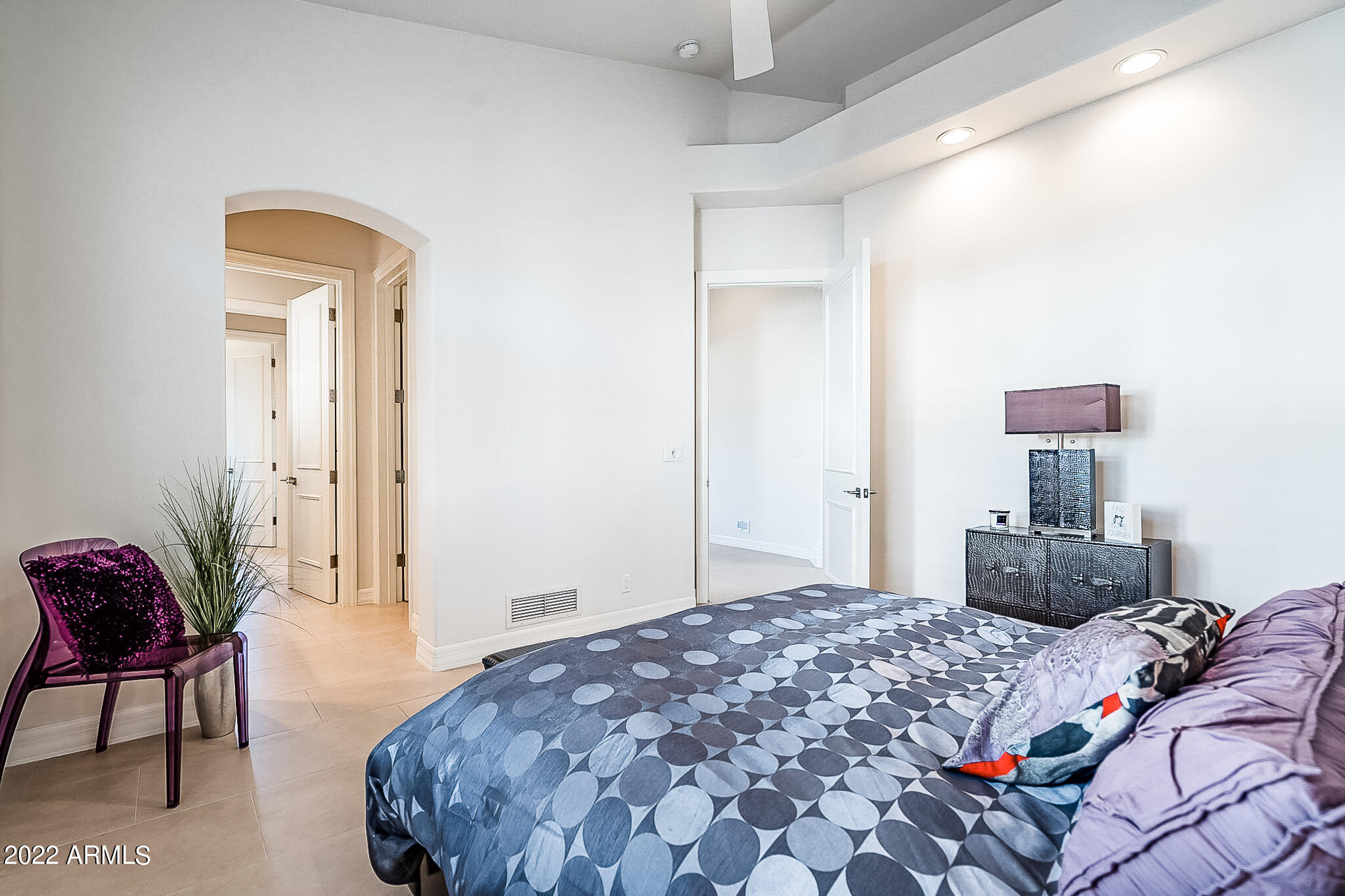 MERRILL CANTATIERRA - Residential