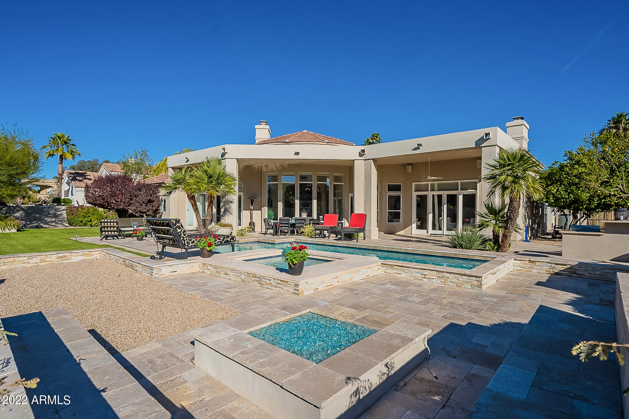 MERRILL CANTATIERRA - Residential