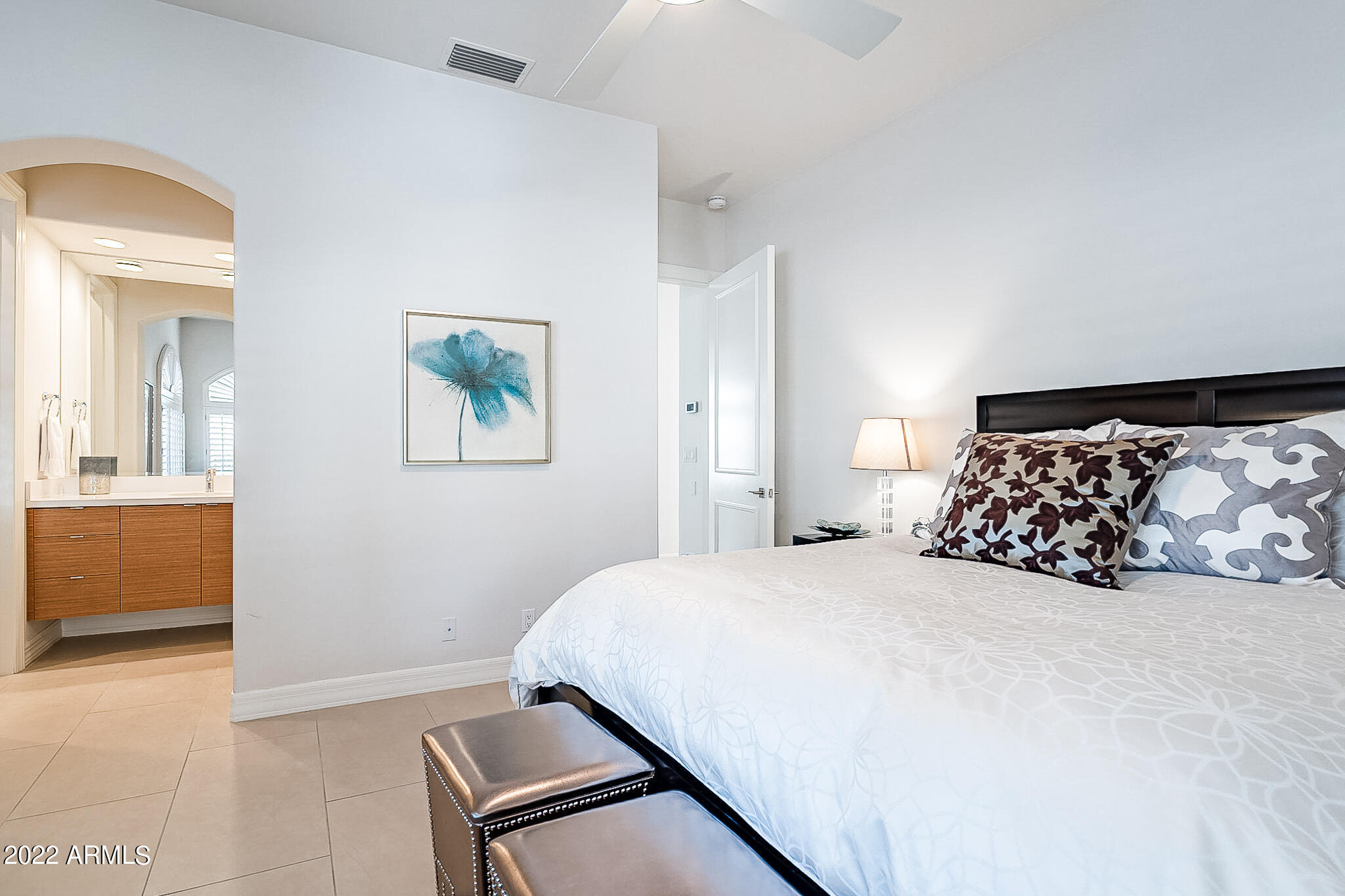 MERRILL CANTATIERRA - Residential