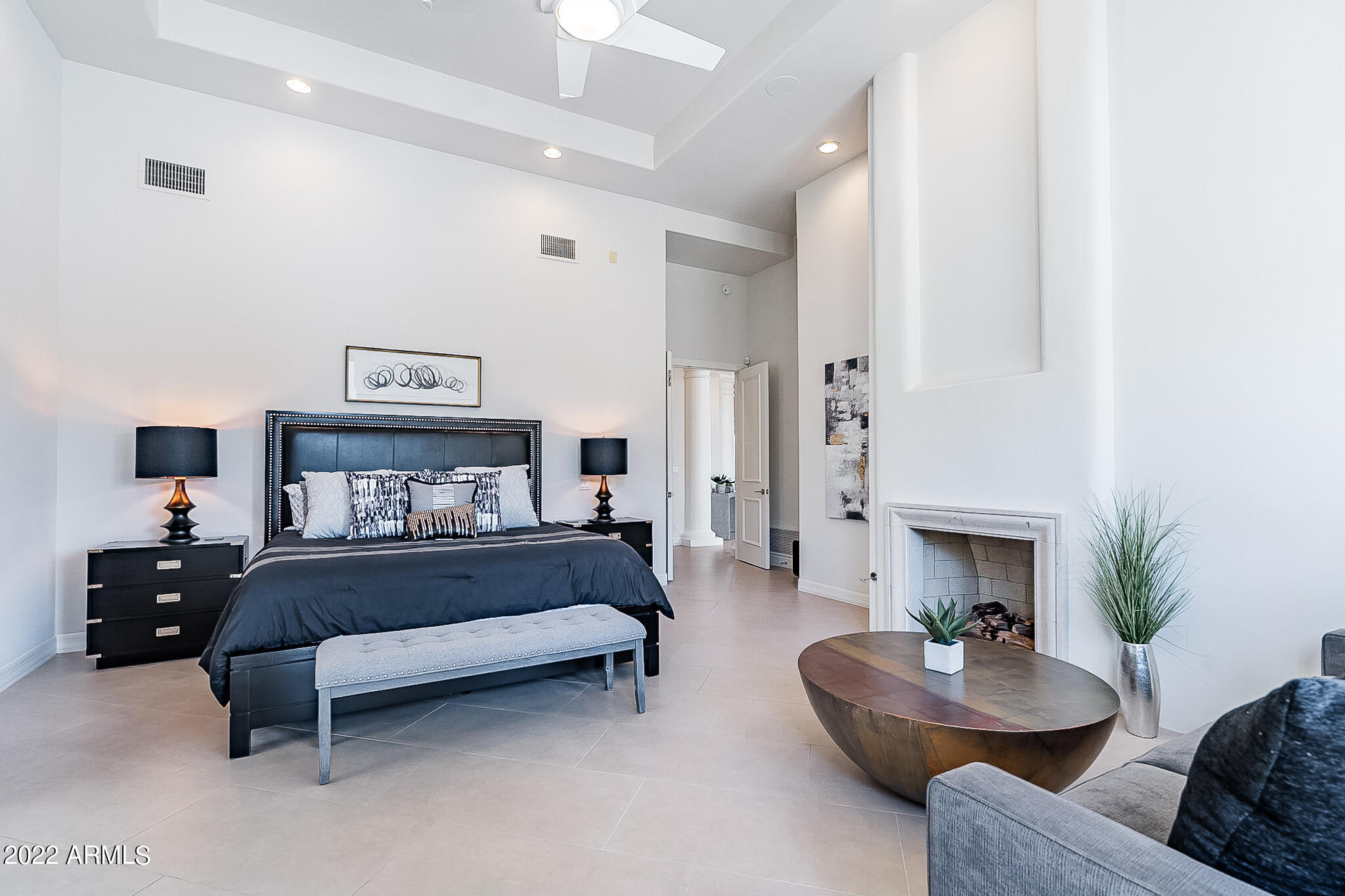 MERRILL CANTATIERRA - Residential