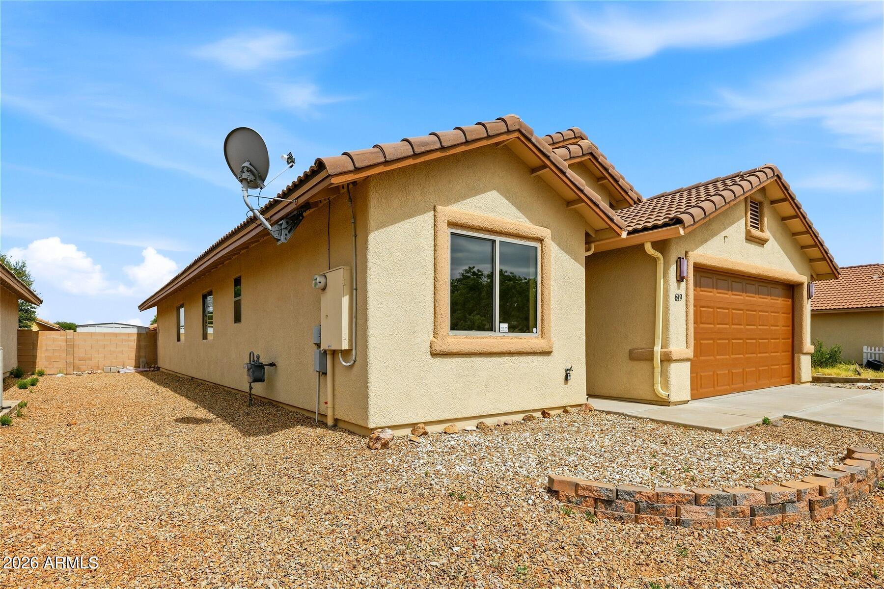 CAMPSTONE - Residential