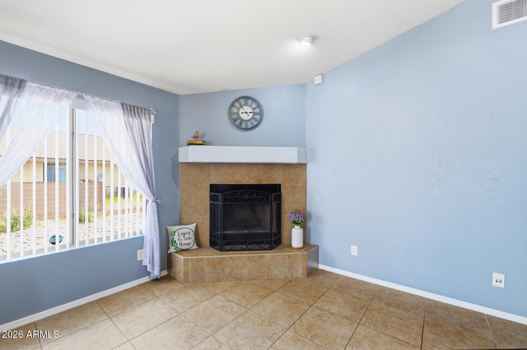 CAMPSTONE - Residential