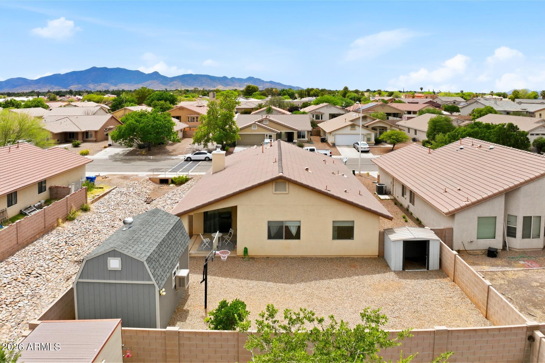 CAMPSTONE - Residential