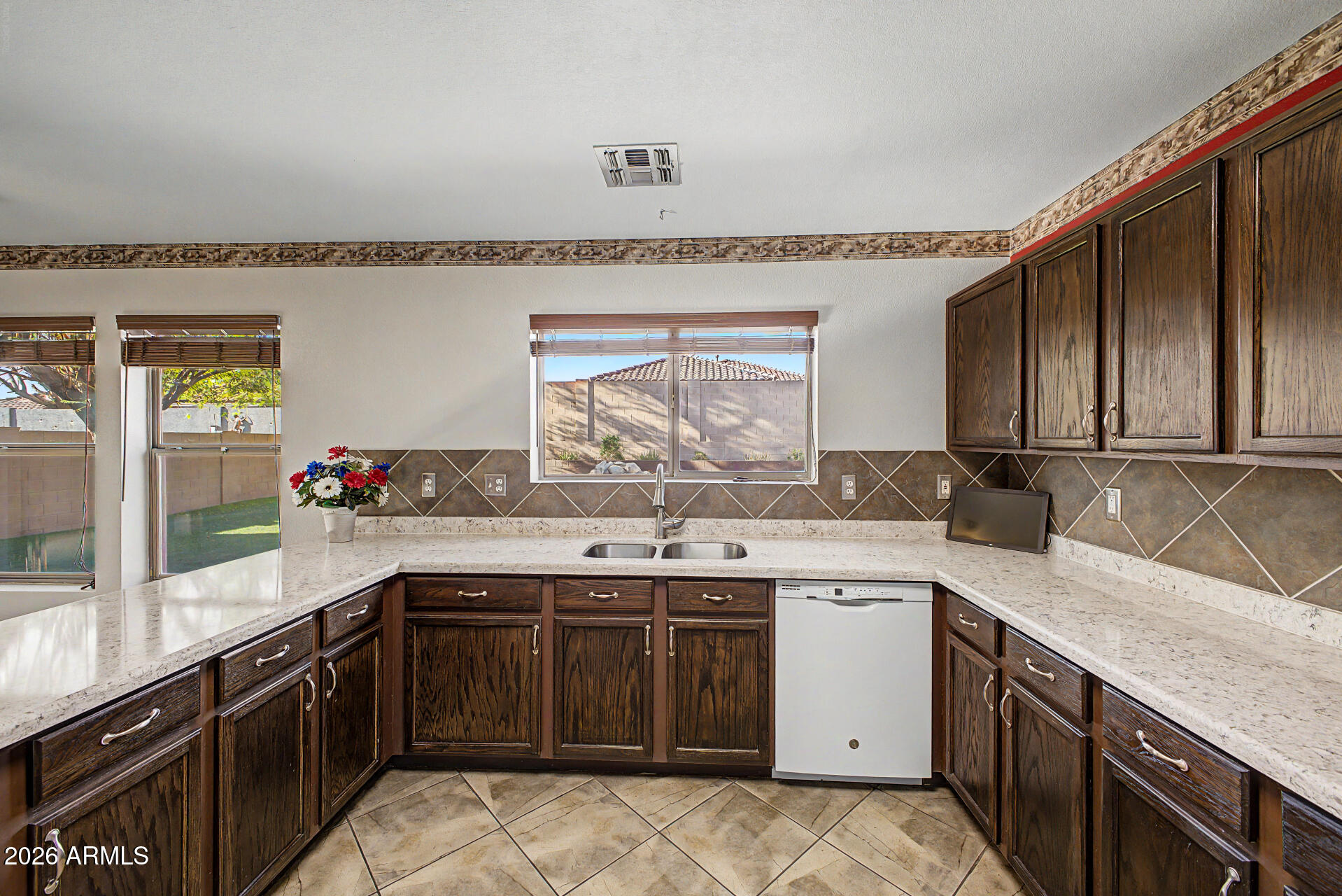 ALTA VISTA ESTATES UNIT 1 - Residential