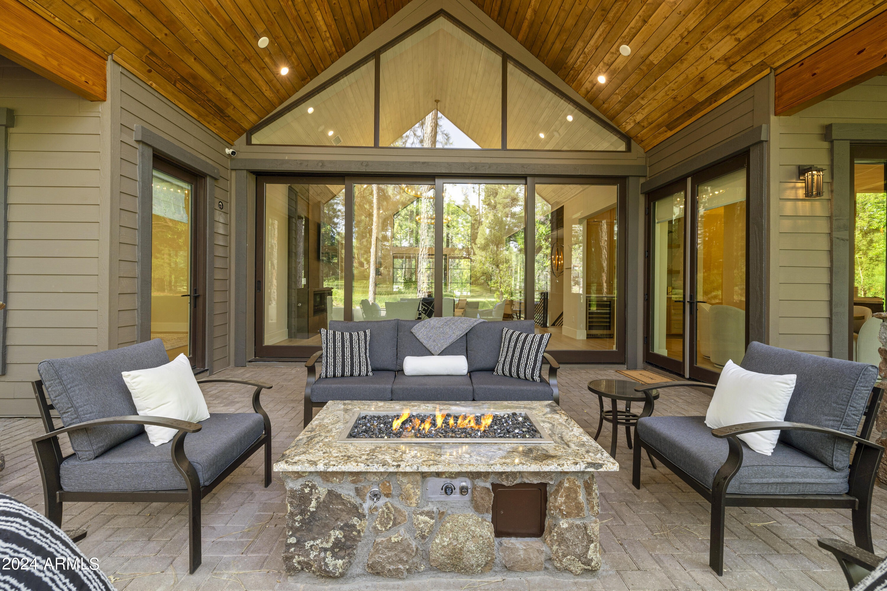 FOREST HIGHLANDS 4 - Residential