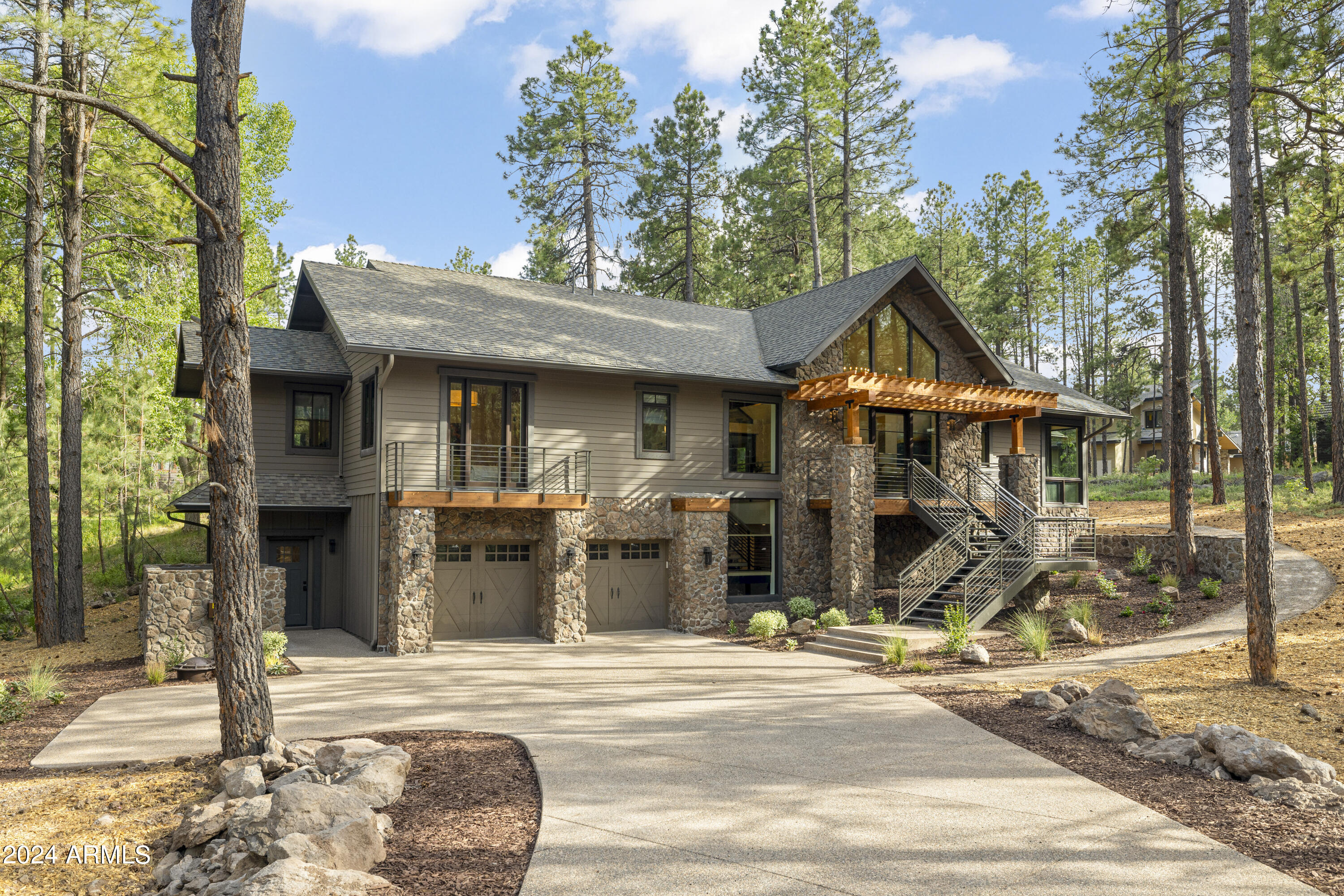 FOREST HIGHLANDS 4 - Residential