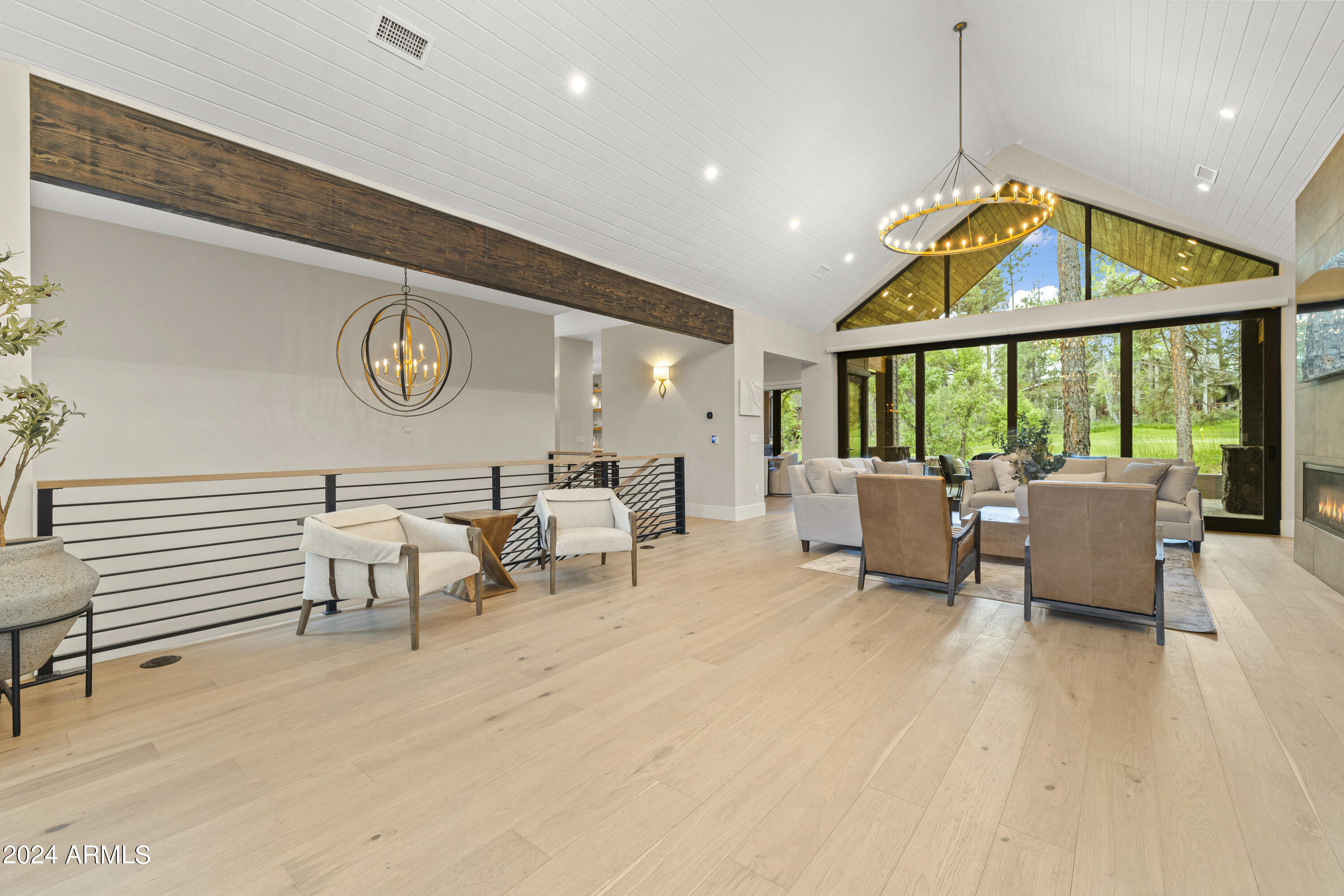 FOREST HIGHLANDS 4 - Residential
