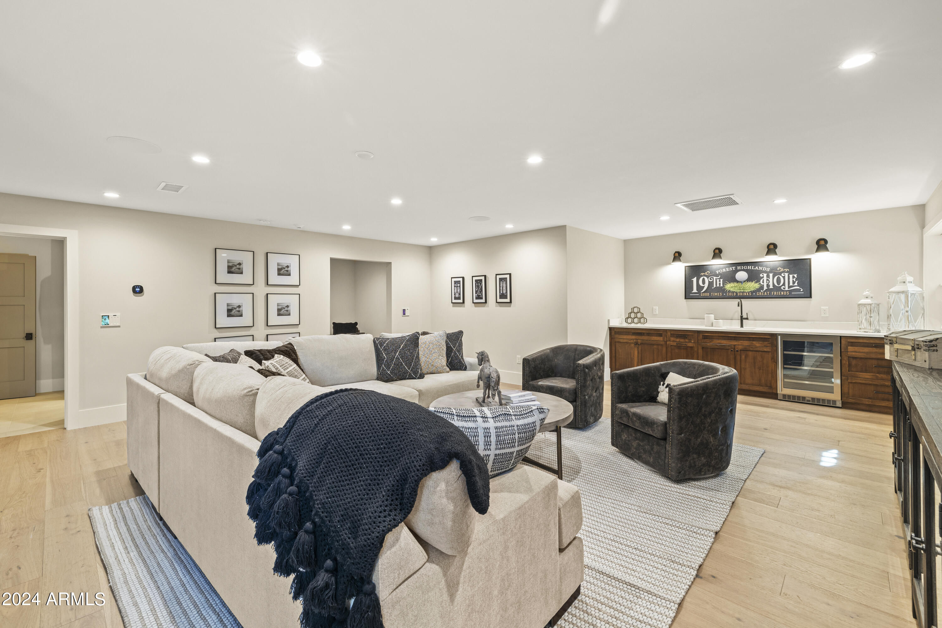 FOREST HIGHLANDS 4 - Residential