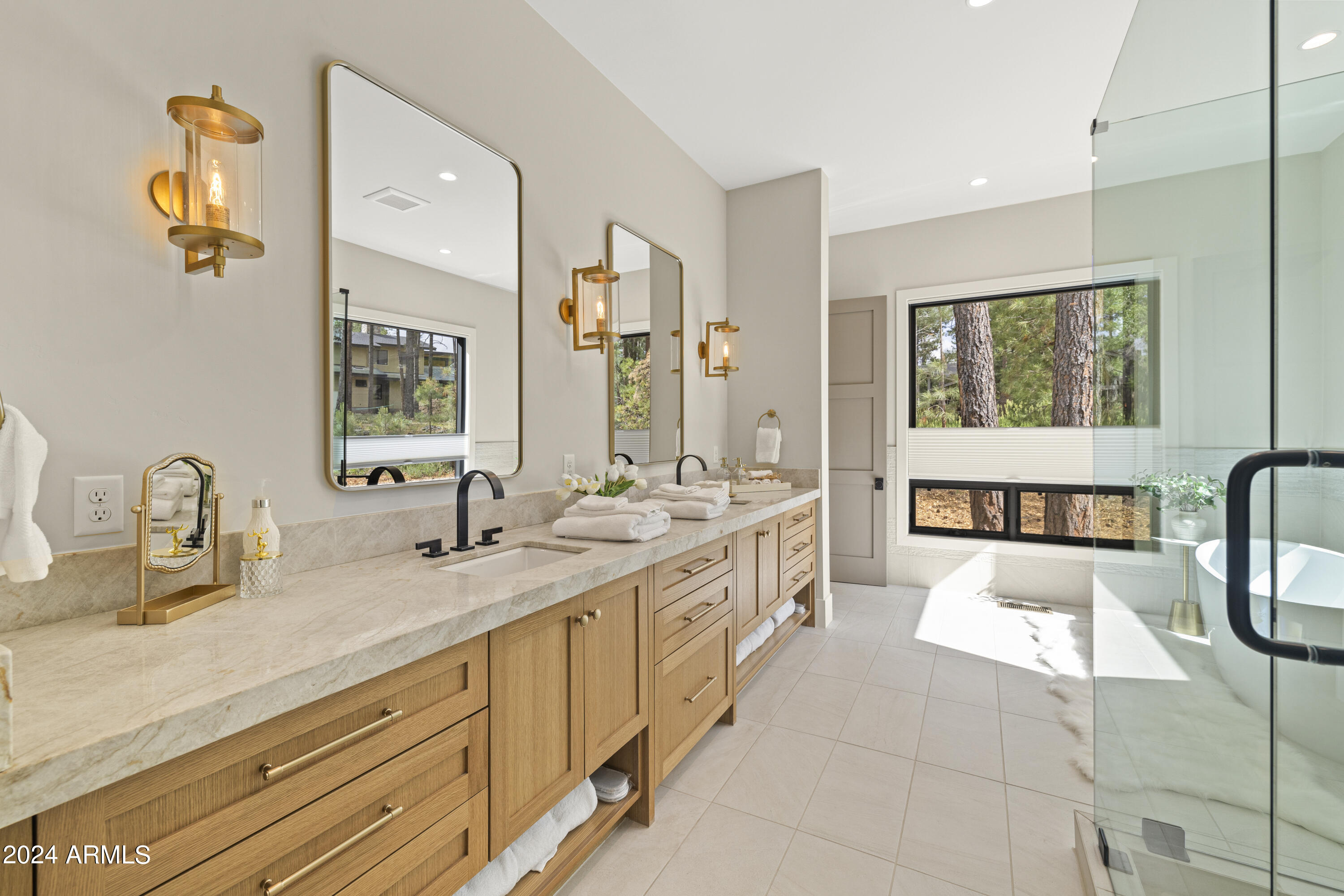 FOREST HIGHLANDS 4 - Residential