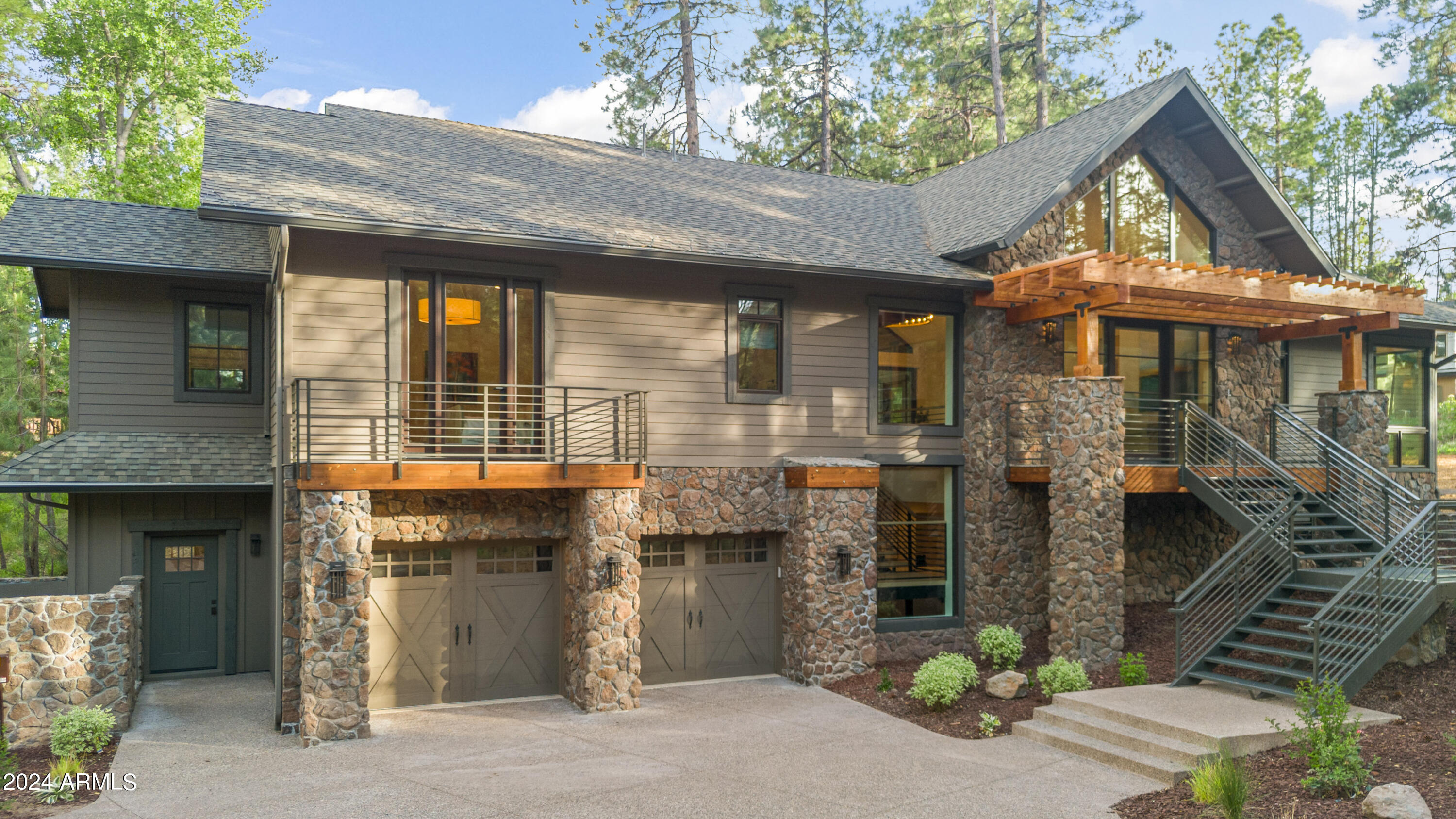 FOREST HIGHLANDS 4 - Residential
