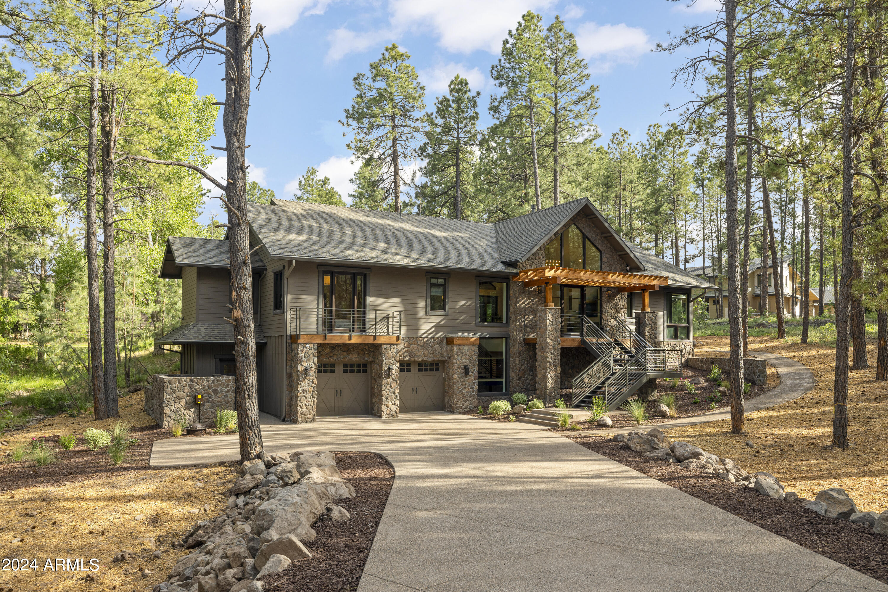 FOREST HIGHLANDS 4 - Residential