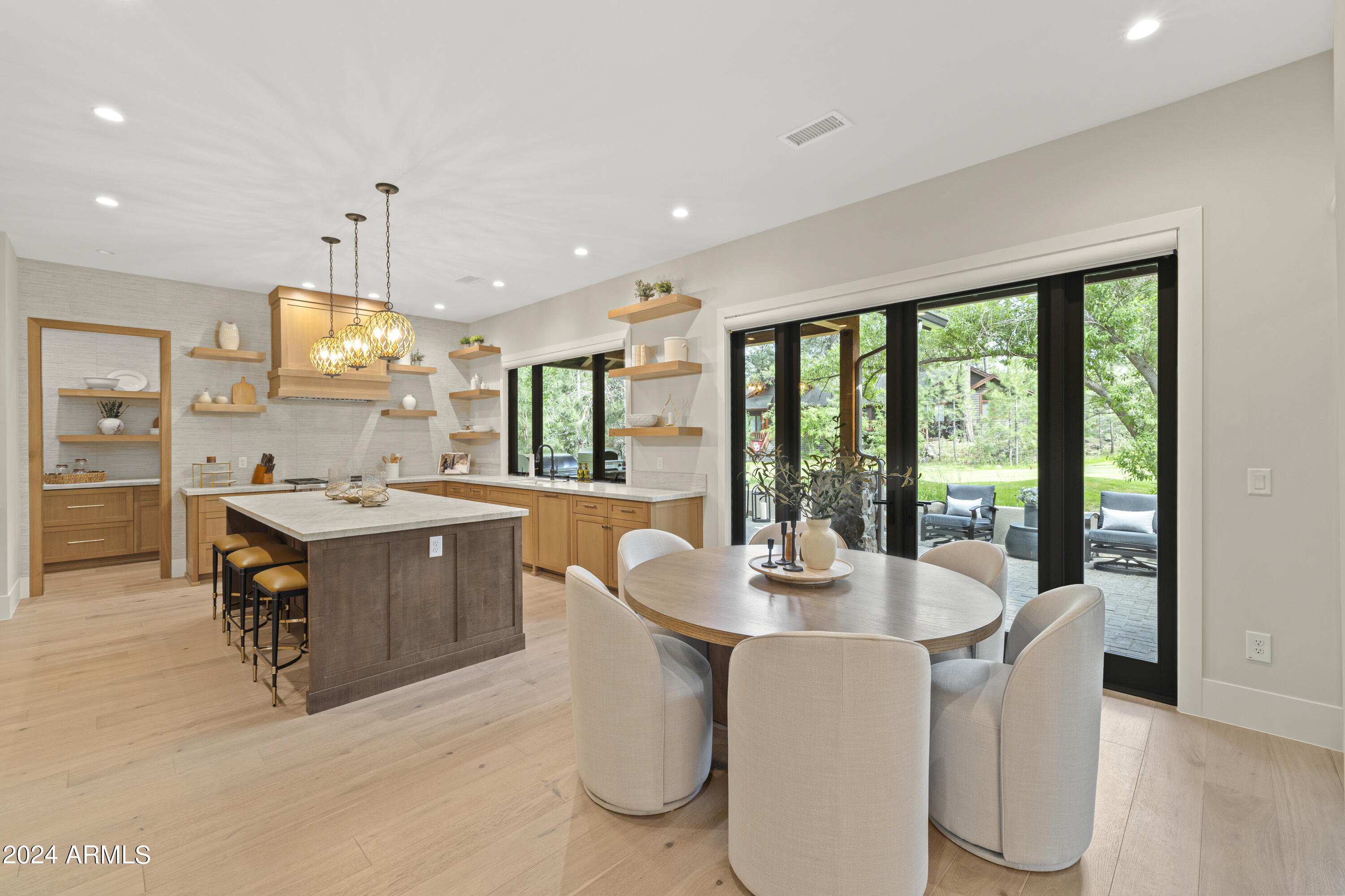 FOREST HIGHLANDS 4 - Residential