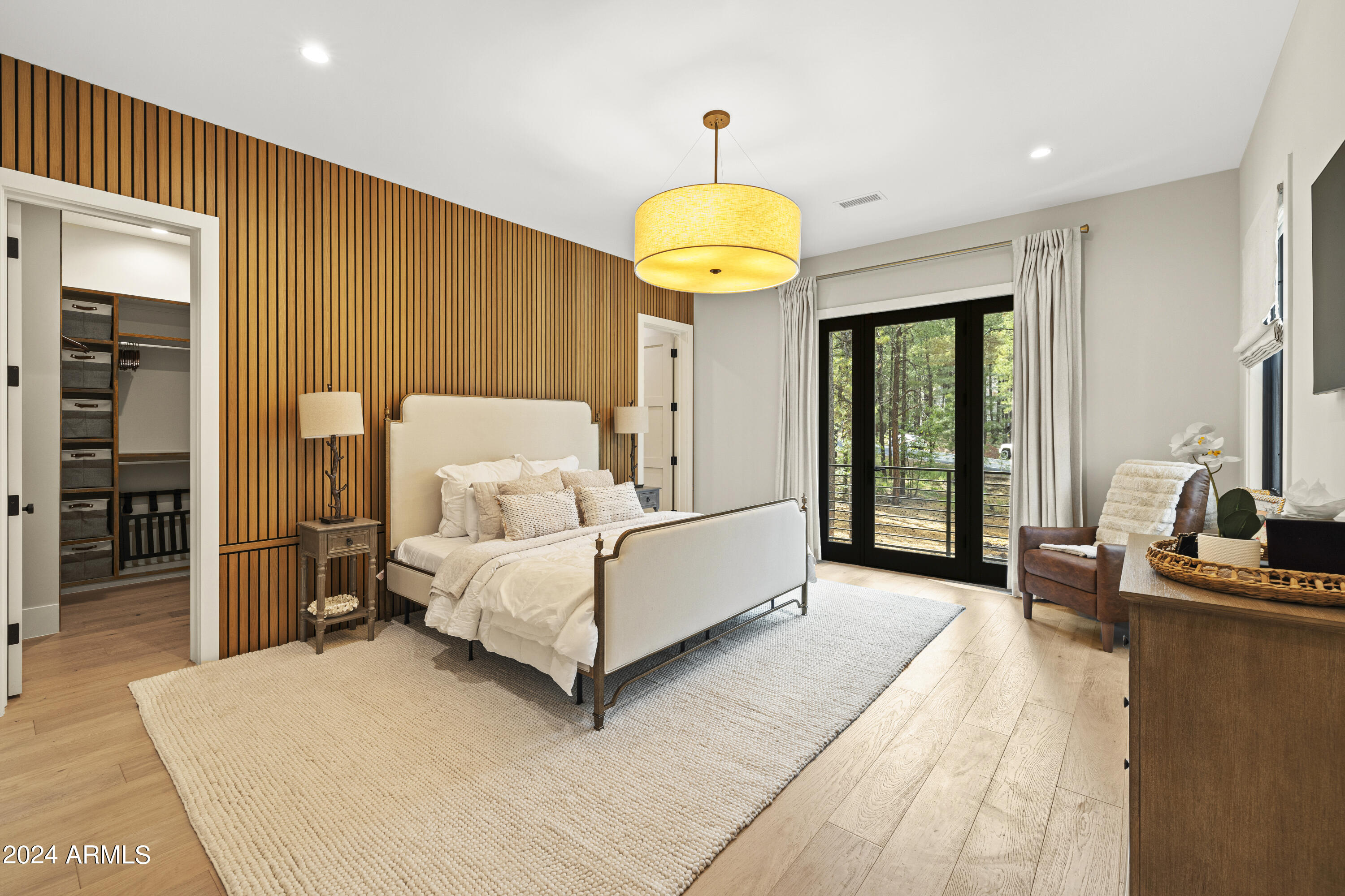 FOREST HIGHLANDS 4 - Residential