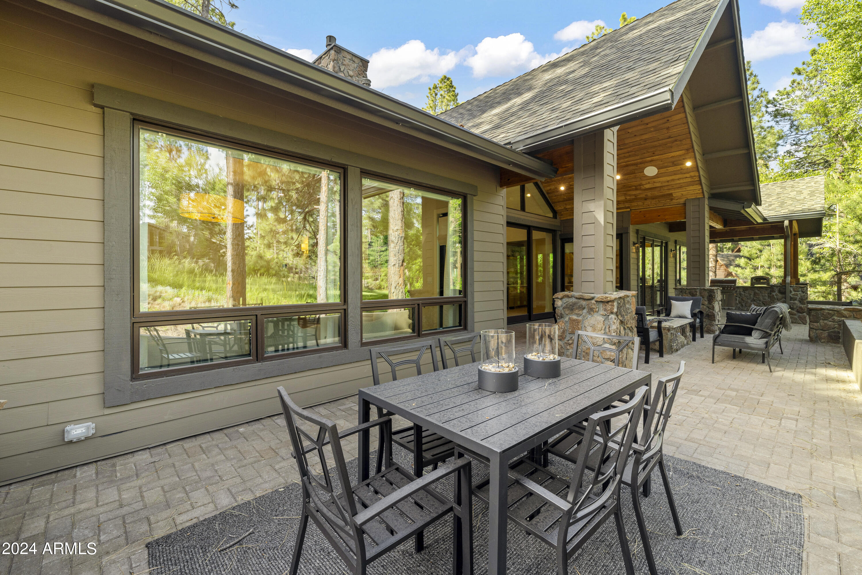 FOREST HIGHLANDS 4 - Residential