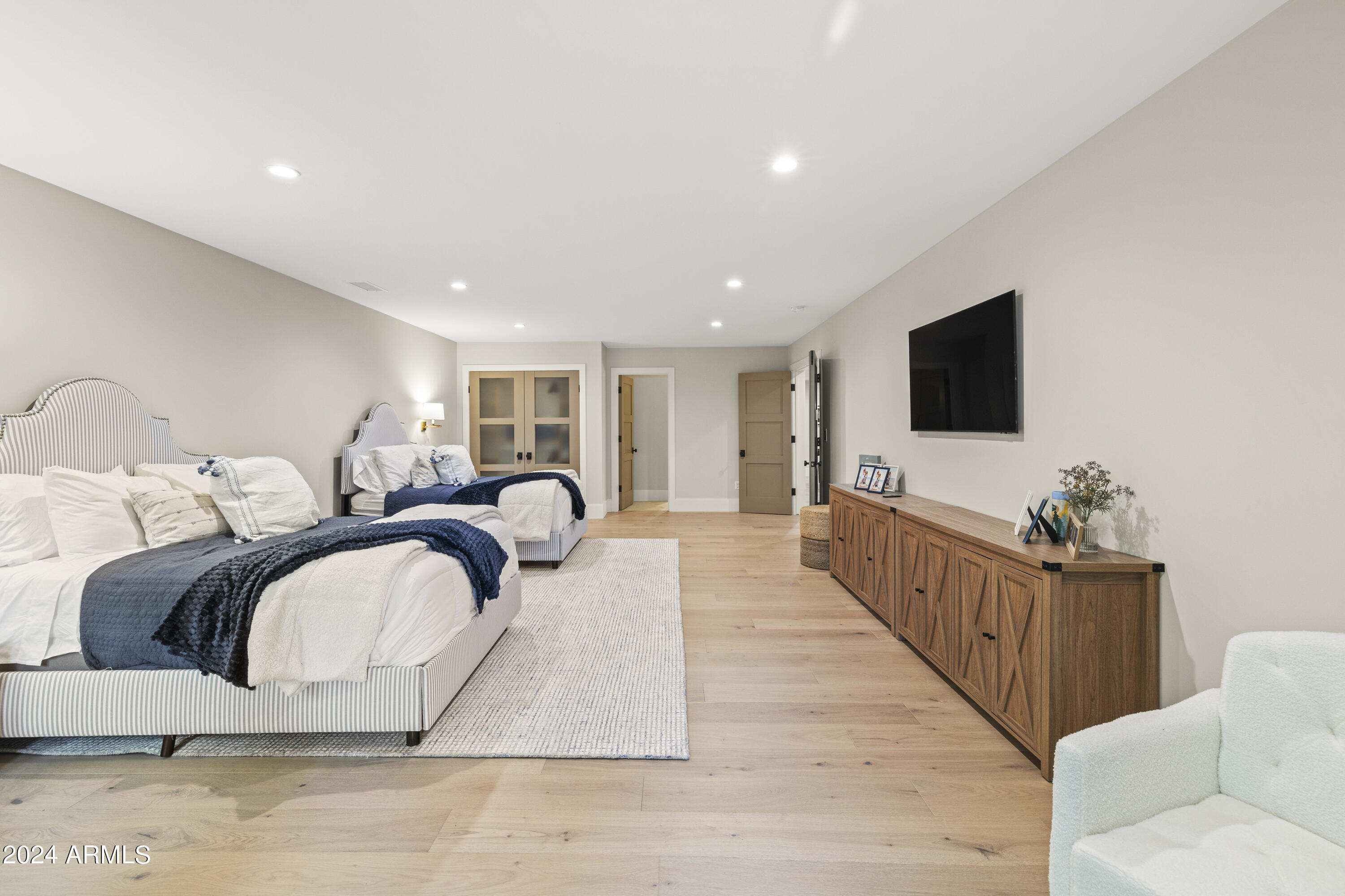 FOREST HIGHLANDS 4 - Residential