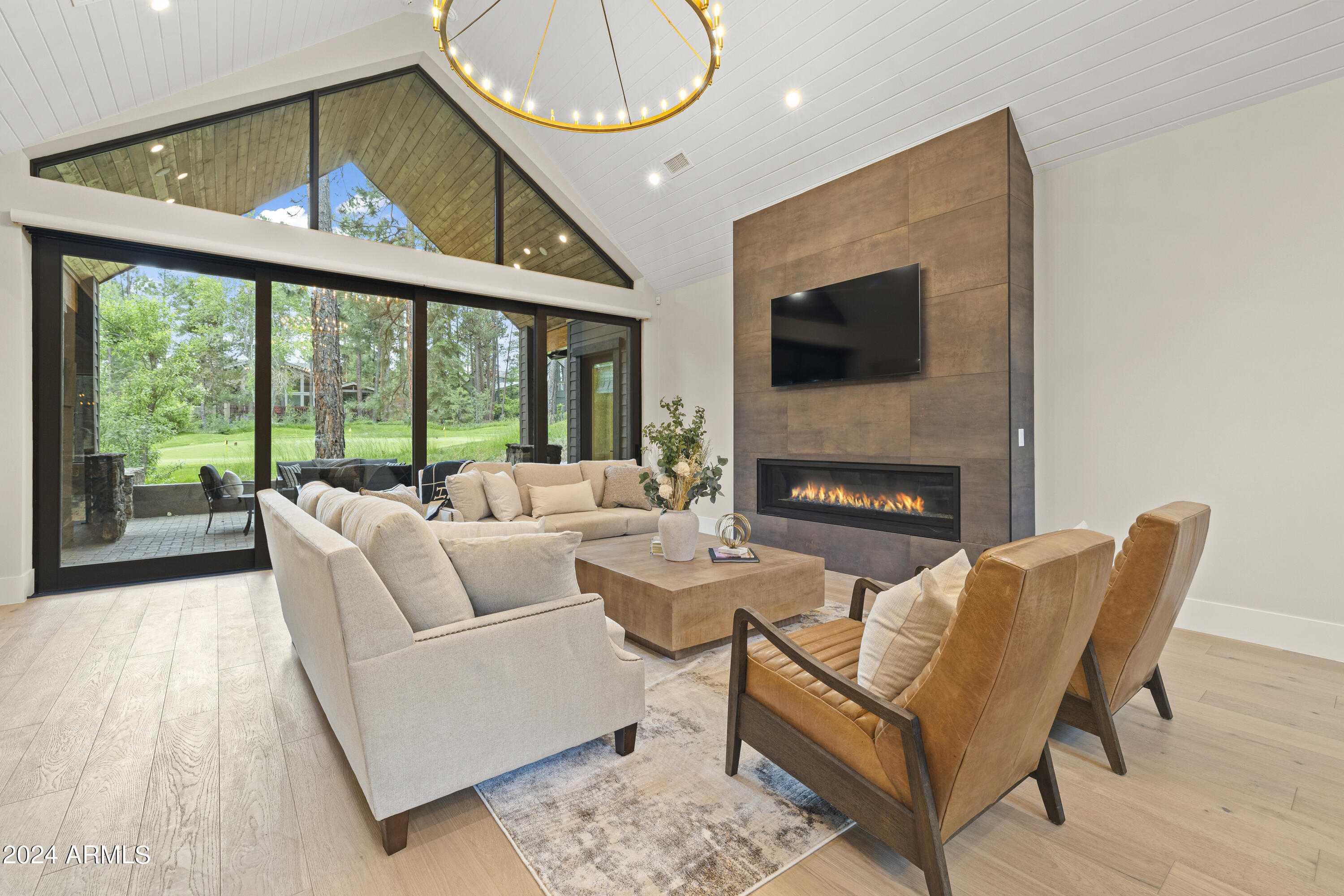 FOREST HIGHLANDS 4 - Residential