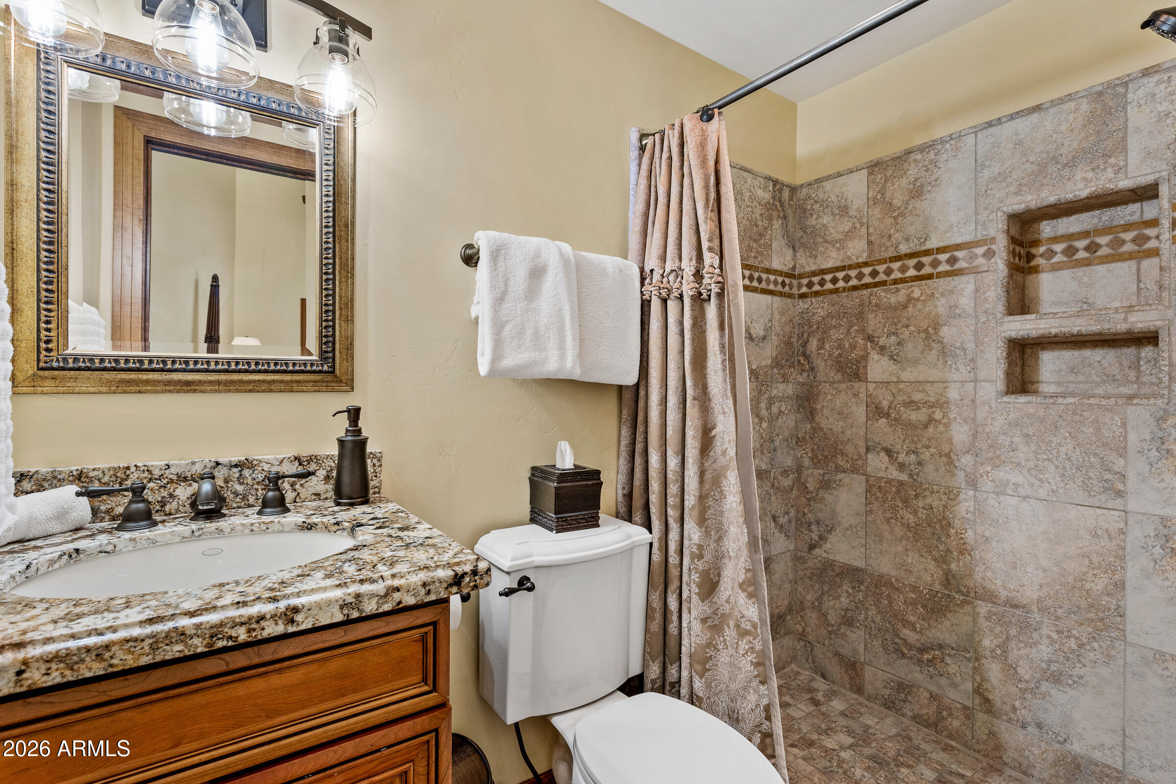 LOCKETT RANCHES - Residential