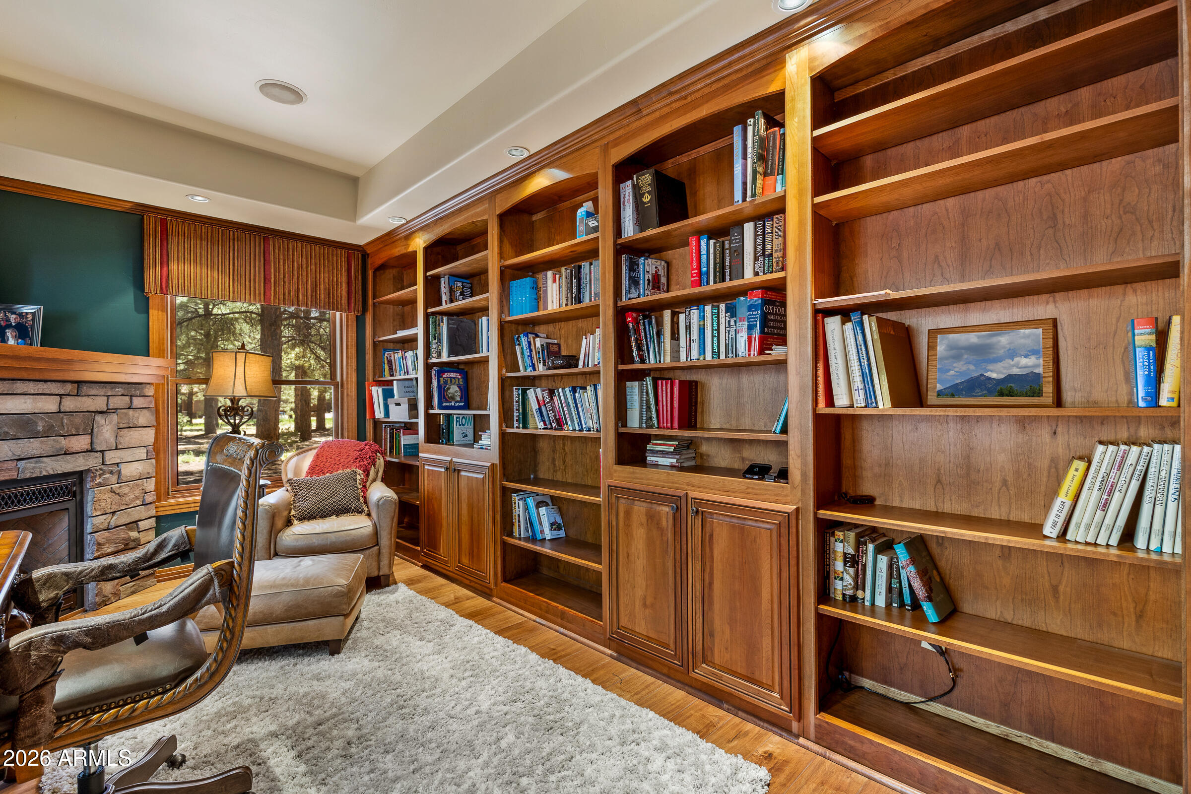 LOCKETT RANCHES - Residential
