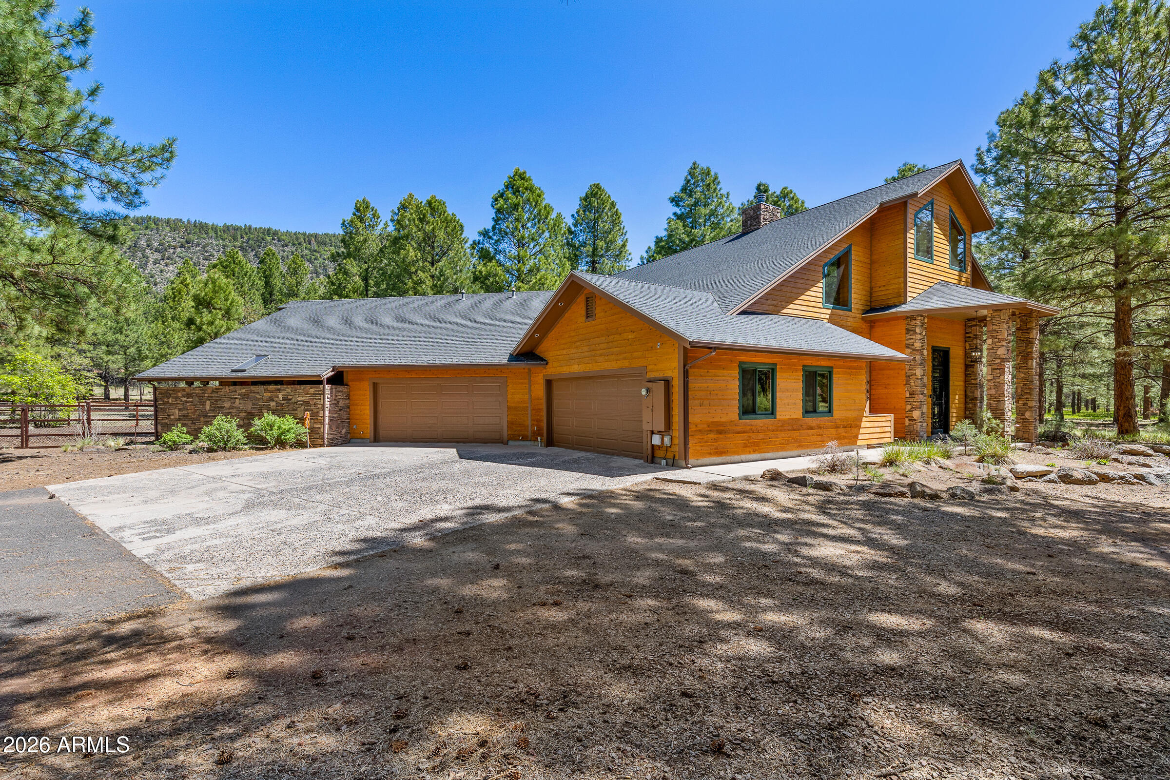 LOCKETT RANCHES - Residential