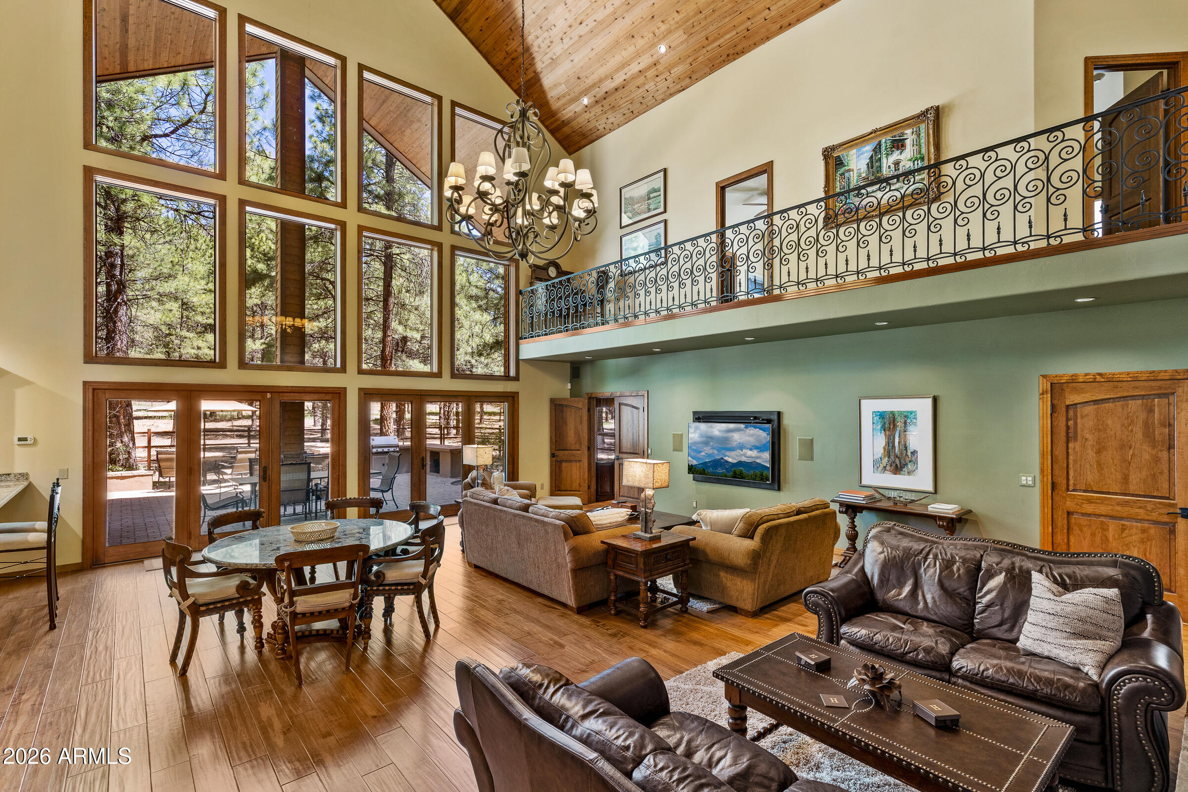LOCKETT RANCHES - Residential