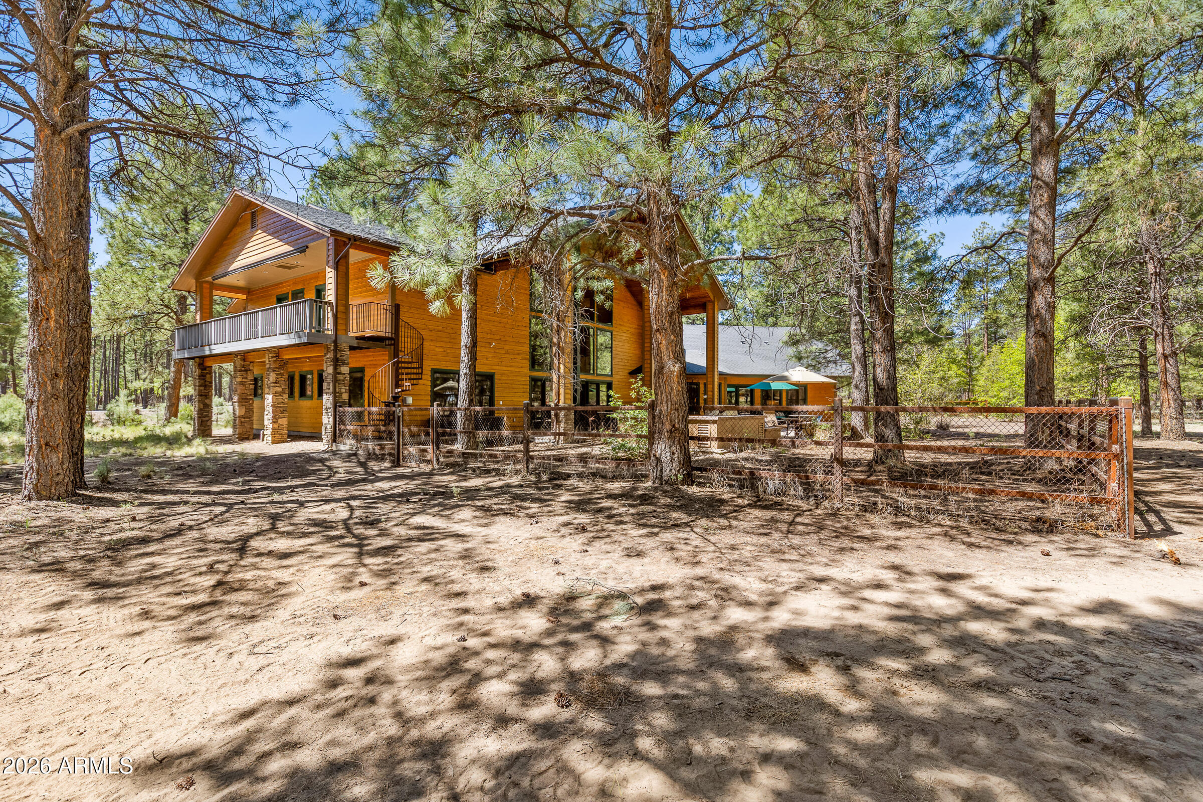 LOCKETT RANCHES - Residential